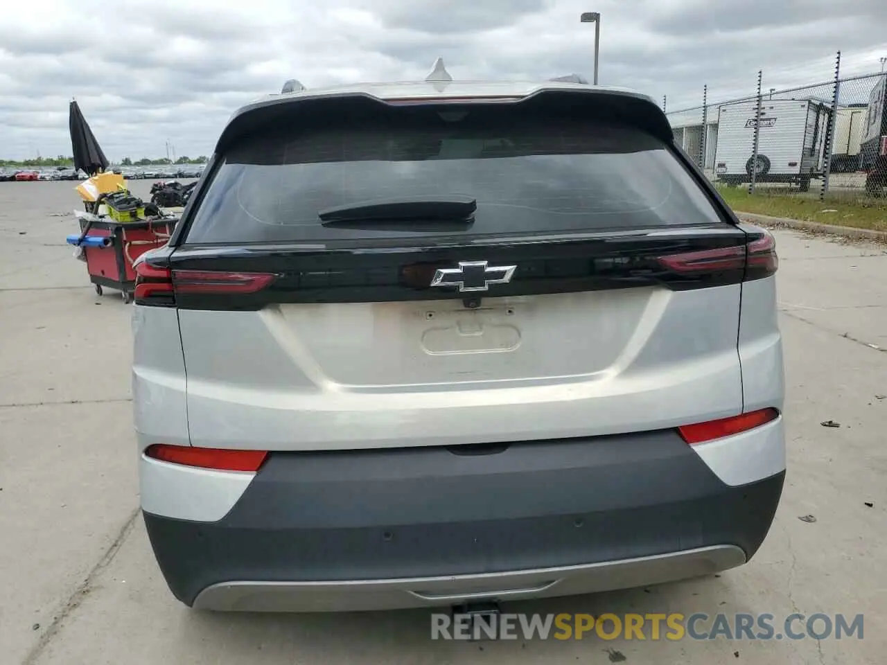 6 Photograph of a damaged car 1G1FZ6S07P4102620 CHEVROLET BOLT 2023