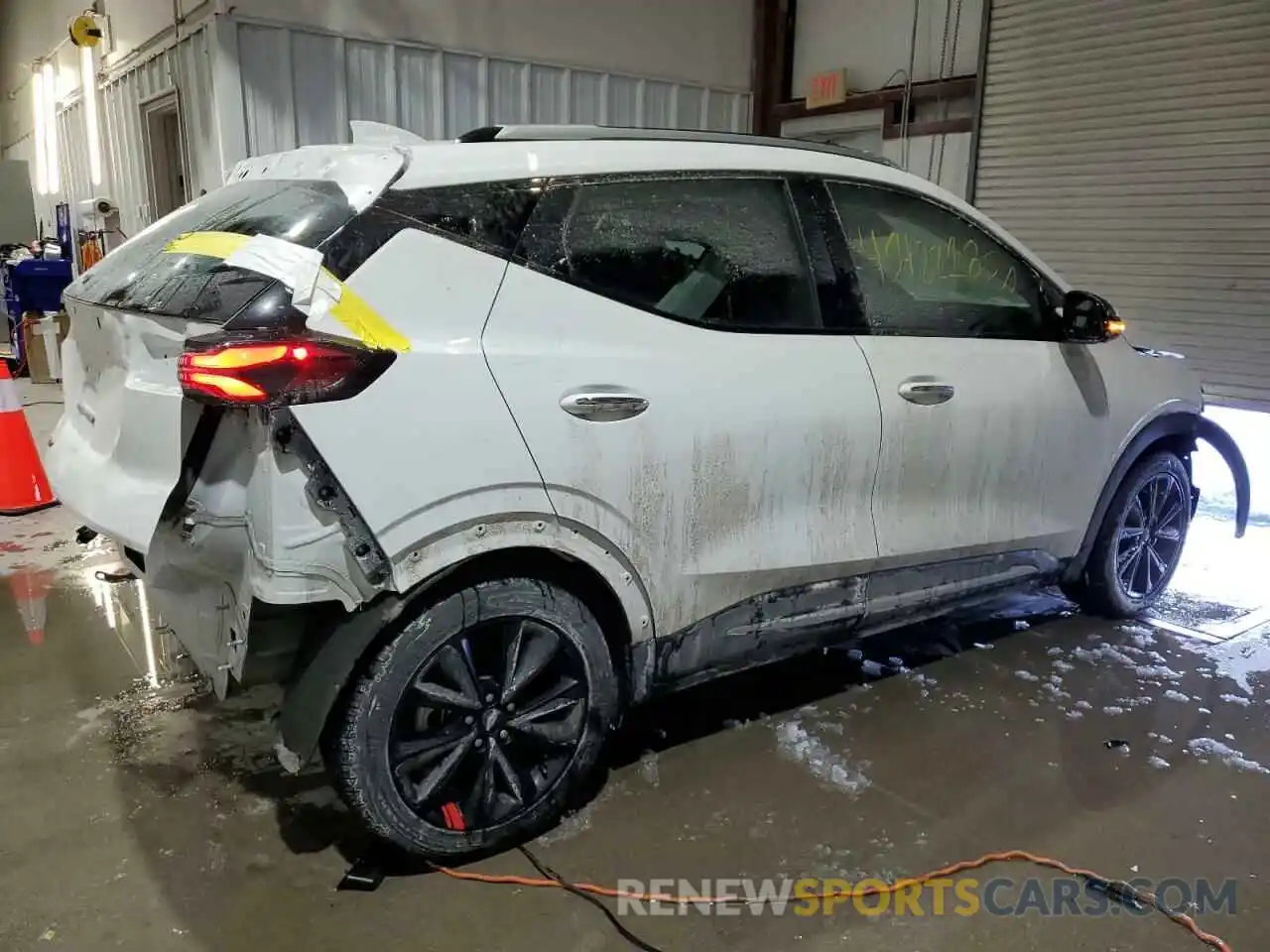 3 Photograph of a damaged car 1G1FZ6S07P4106733 CHEVROLET BOLT 2023