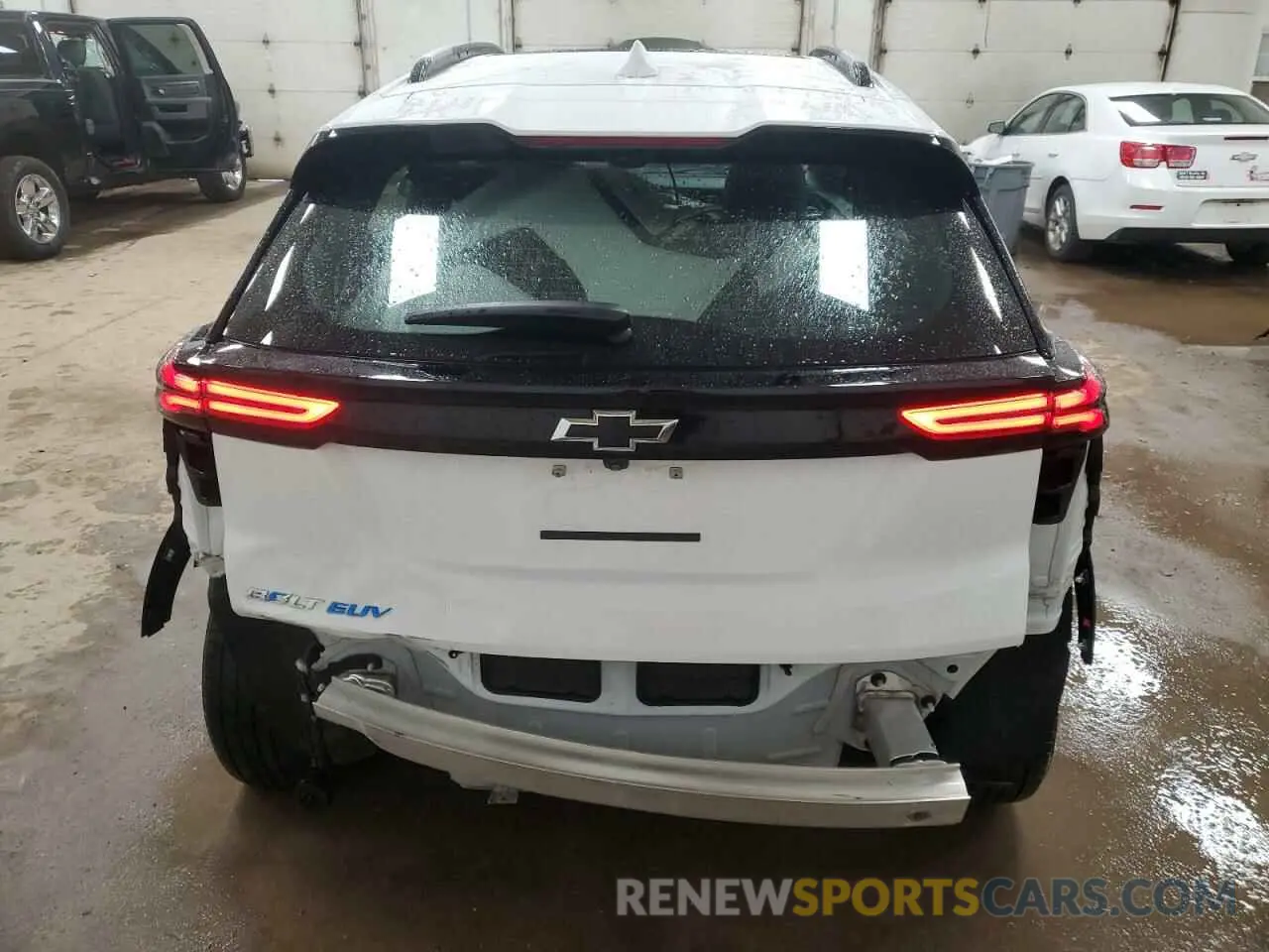 6 Photograph of a damaged car 1G1FZ6S09P4197701 CHEVROLET BOLT 2023
