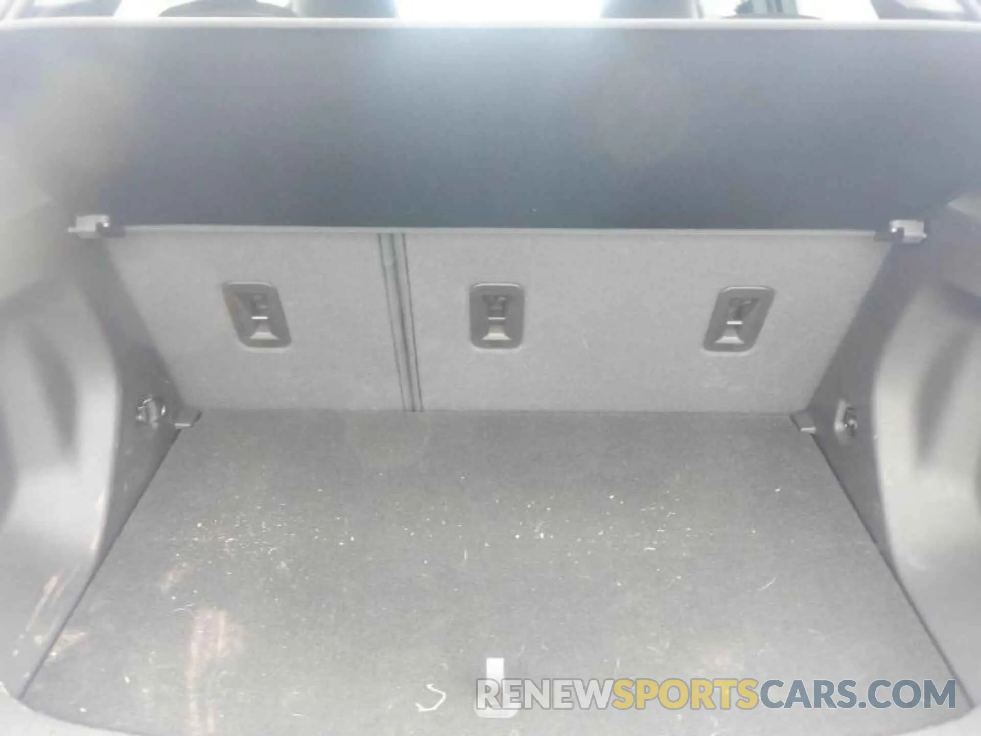 16 Photograph of a damaged car 1G1FY6S02N4125559 CHEVROLET BOLT EUV 2022