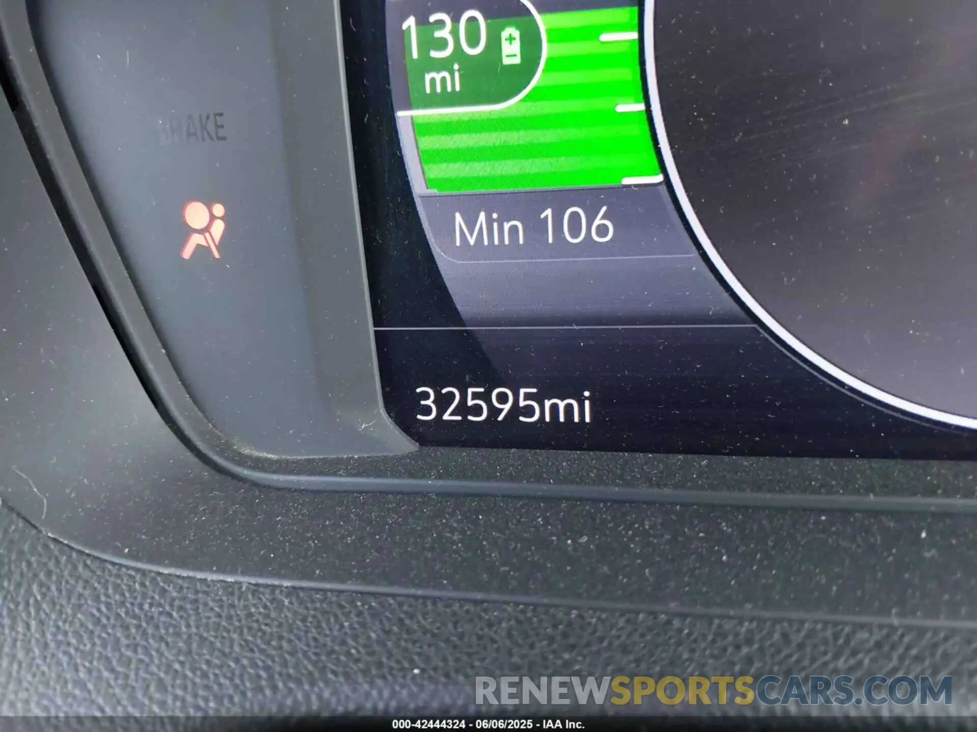 15 Photograph of a damaged car 1G1FY6S02N4135704 CHEVROLET BOLT EUV 2022
