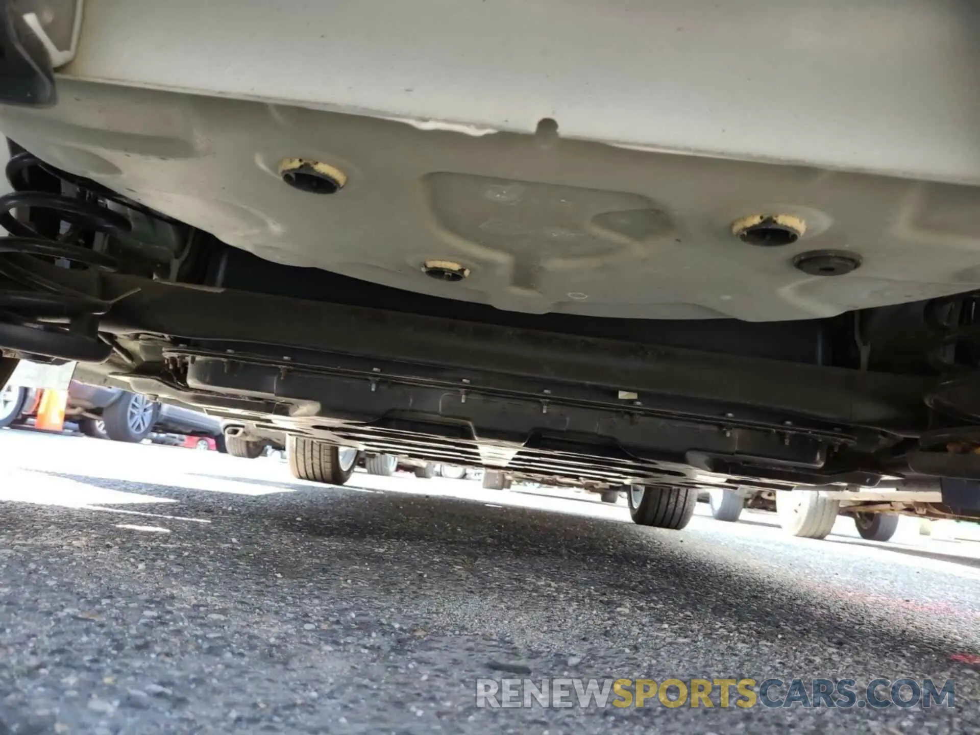 35 Photograph of a damaged car 1G1FY6S04N4117835 CHEVROLET BOLT EUV 2022