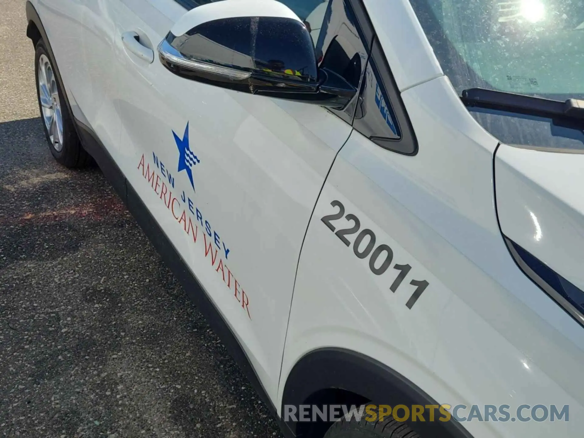 36 Photograph of a damaged car 1G1FY6S04N4117835 CHEVROLET BOLT EUV 2022