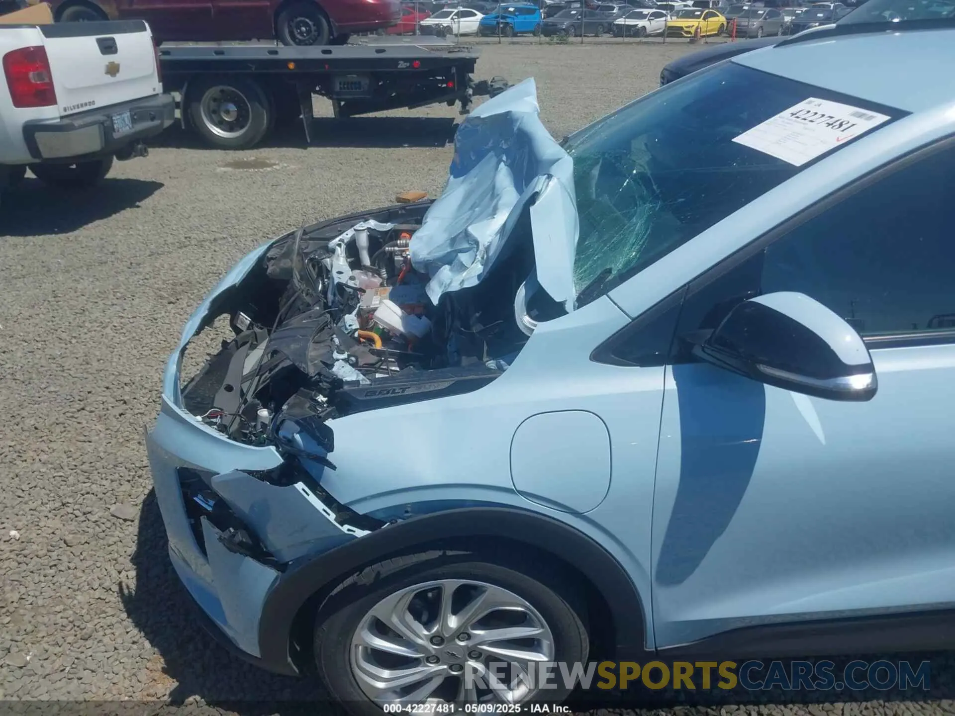 19 Photograph of a damaged car 1G1FY6S05N4109761 CHEVROLET BOLT EUV 2022
