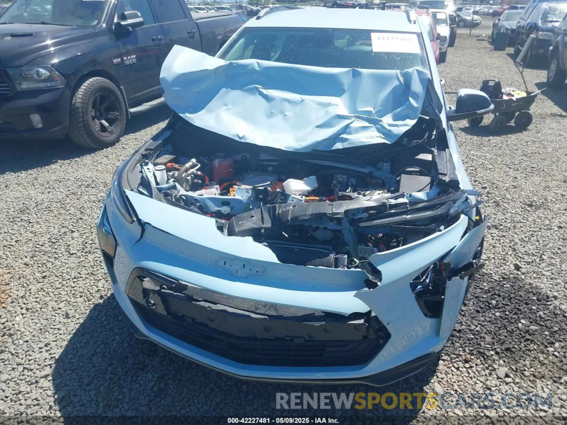 6 Photograph of a damaged car 1G1FY6S05N4109761 CHEVROLET BOLT EUV 2022