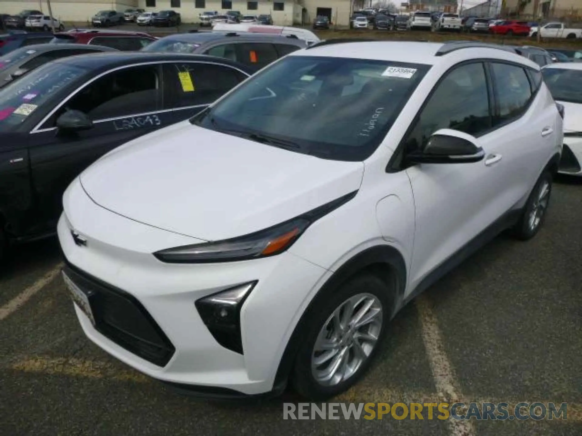 11 Photograph of a damaged car 1G1FY6S05N4125216 CHEVROLET BOLT EUV 2022
