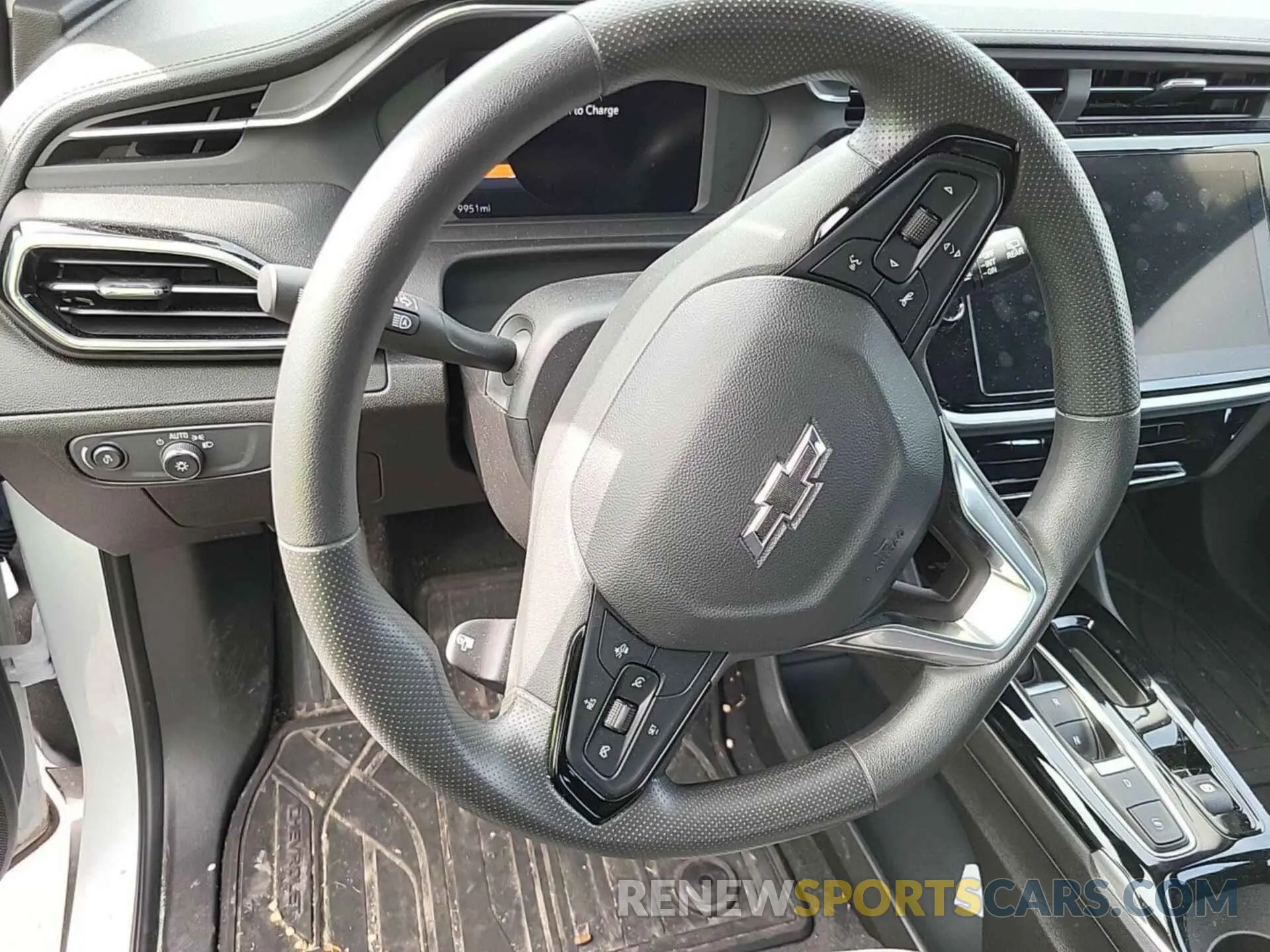 17 Photograph of a damaged car 1G1FY6S05N4125281 CHEVROLET BOLT EUV 2022