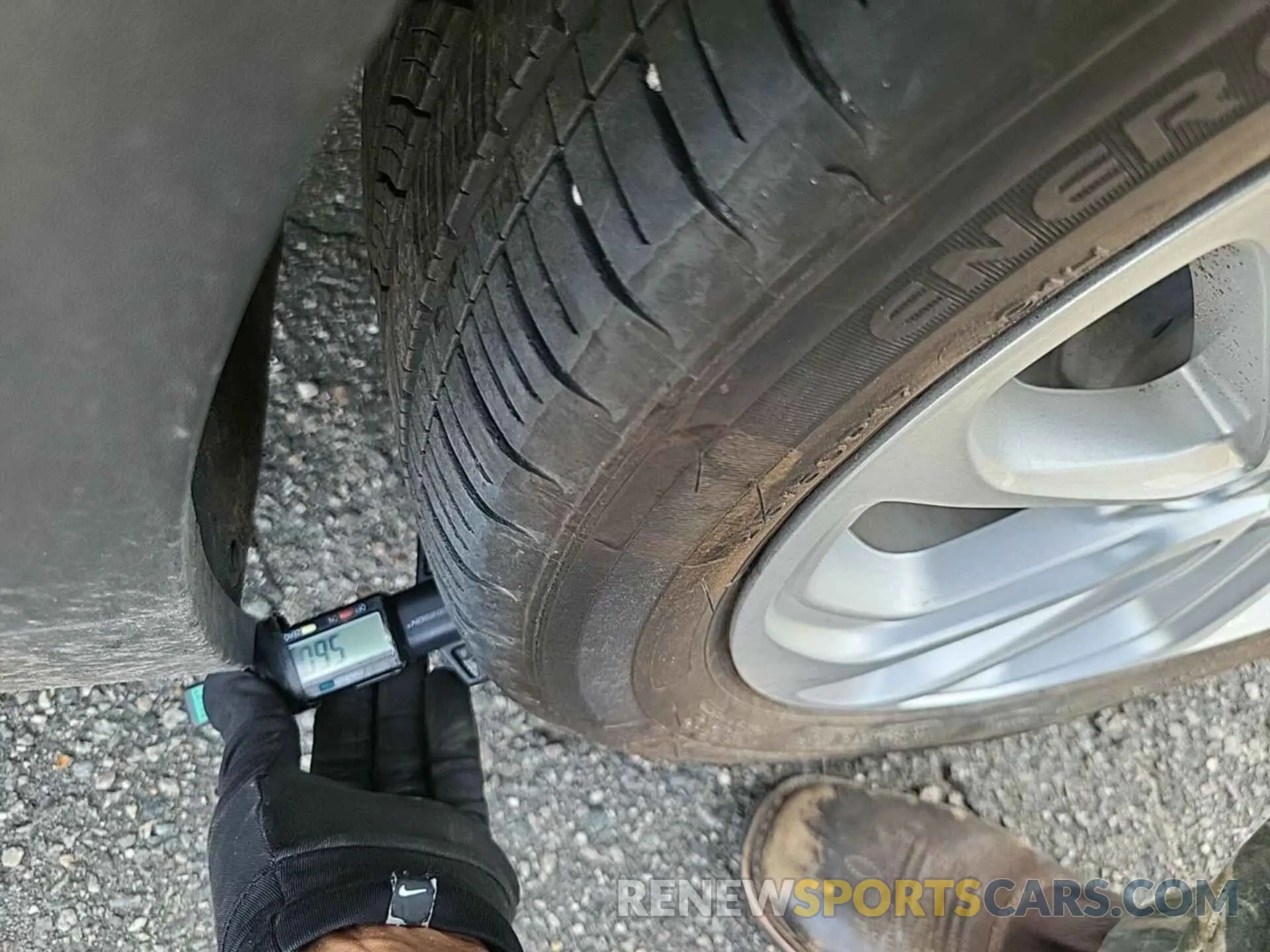 5 Photograph of a damaged car 1G1FY6S05N4125281 CHEVROLET BOLT EUV 2022