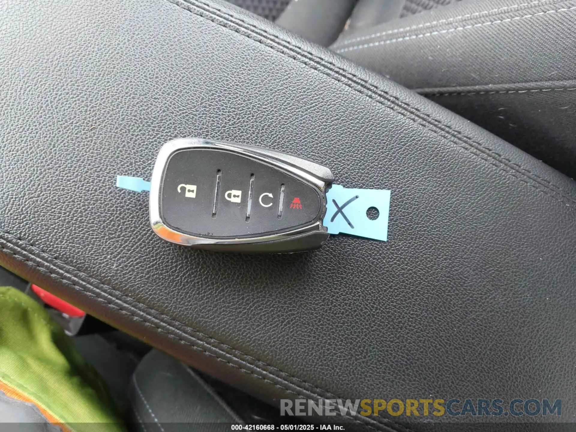 11 Photograph of a damaged car 1G1FY6S06N4108442 CHEVROLET BOLT EUV 2022
