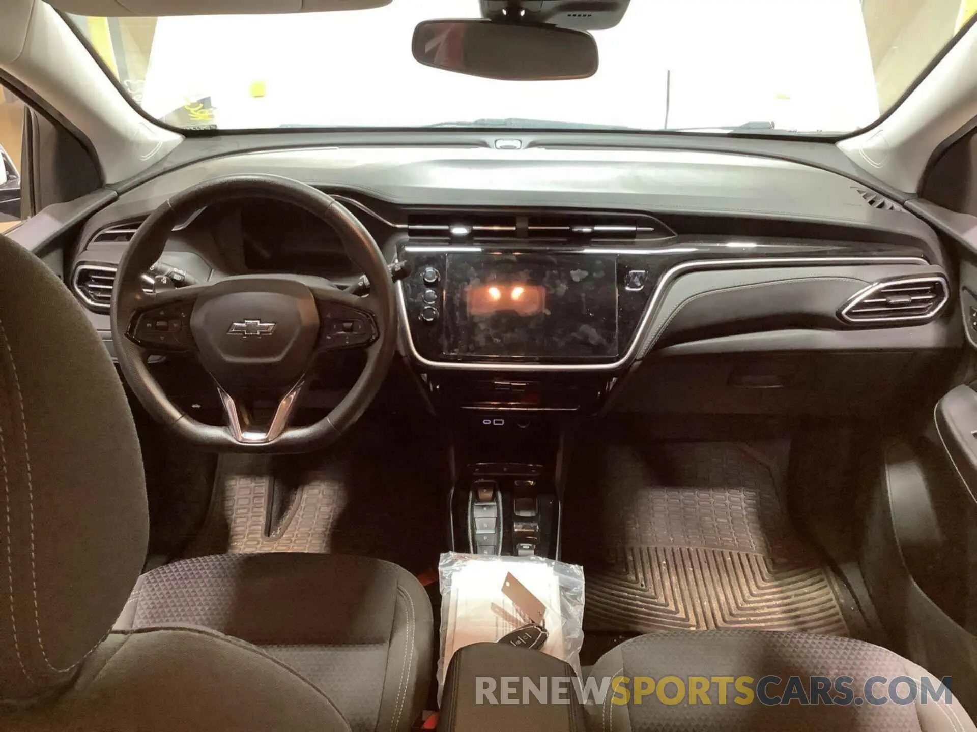 11 Photograph of a damaged car 1G1FY6S06N4125337 CHEVROLET BOLT EUV 2022