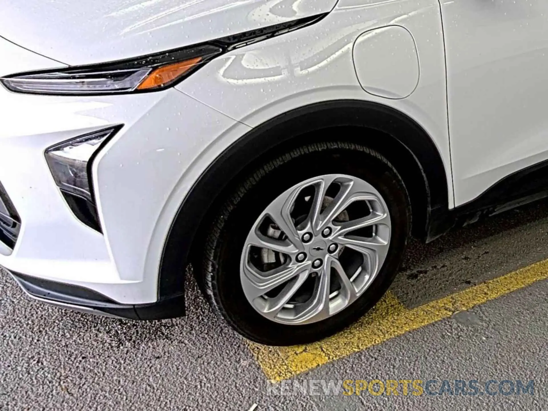 12 Photograph of a damaged car 1G1FY6S06N4125337 CHEVROLET BOLT EUV 2022