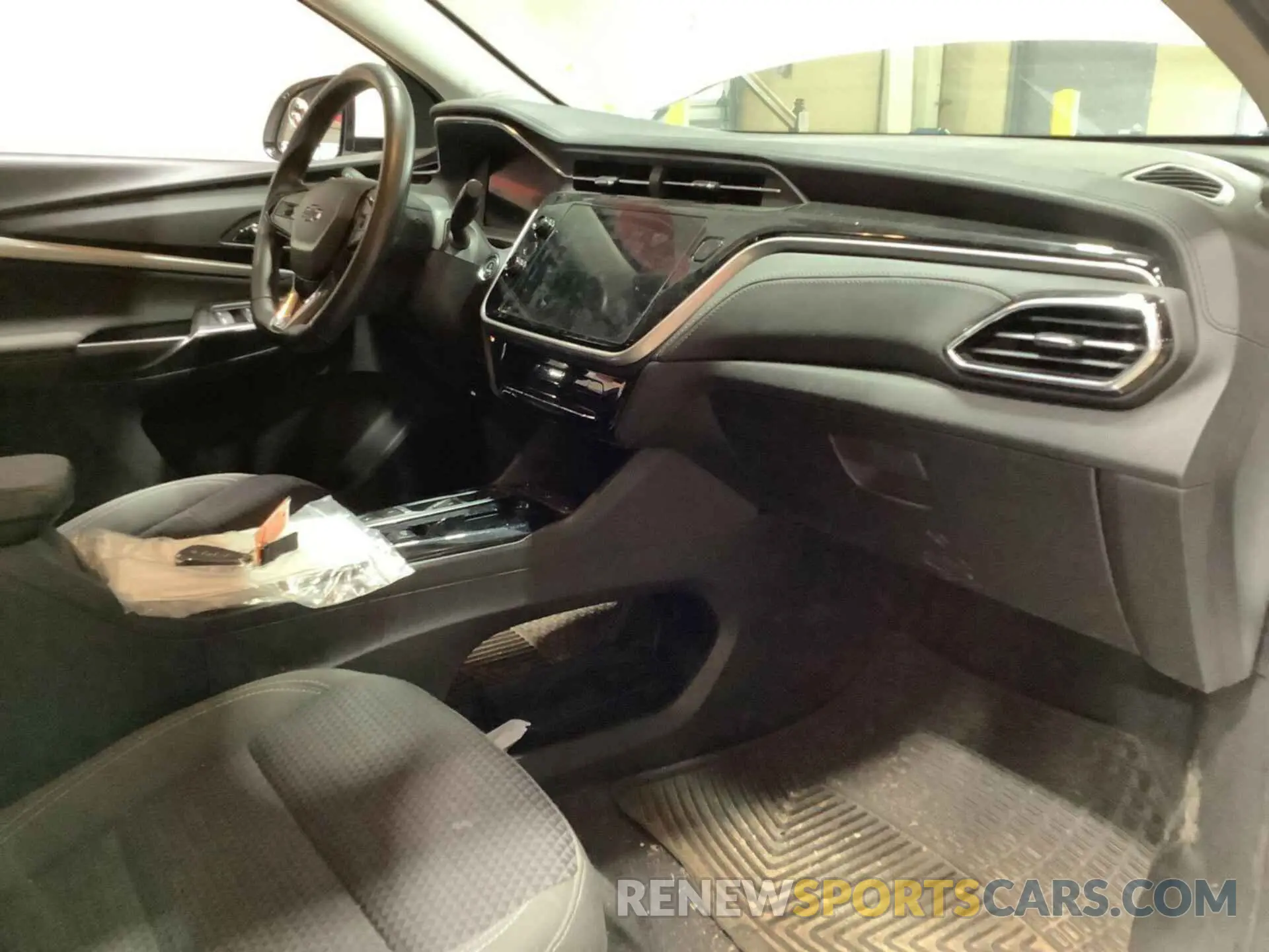 21 Photograph of a damaged car 1G1FY6S06N4125337 CHEVROLET BOLT EUV 2022
