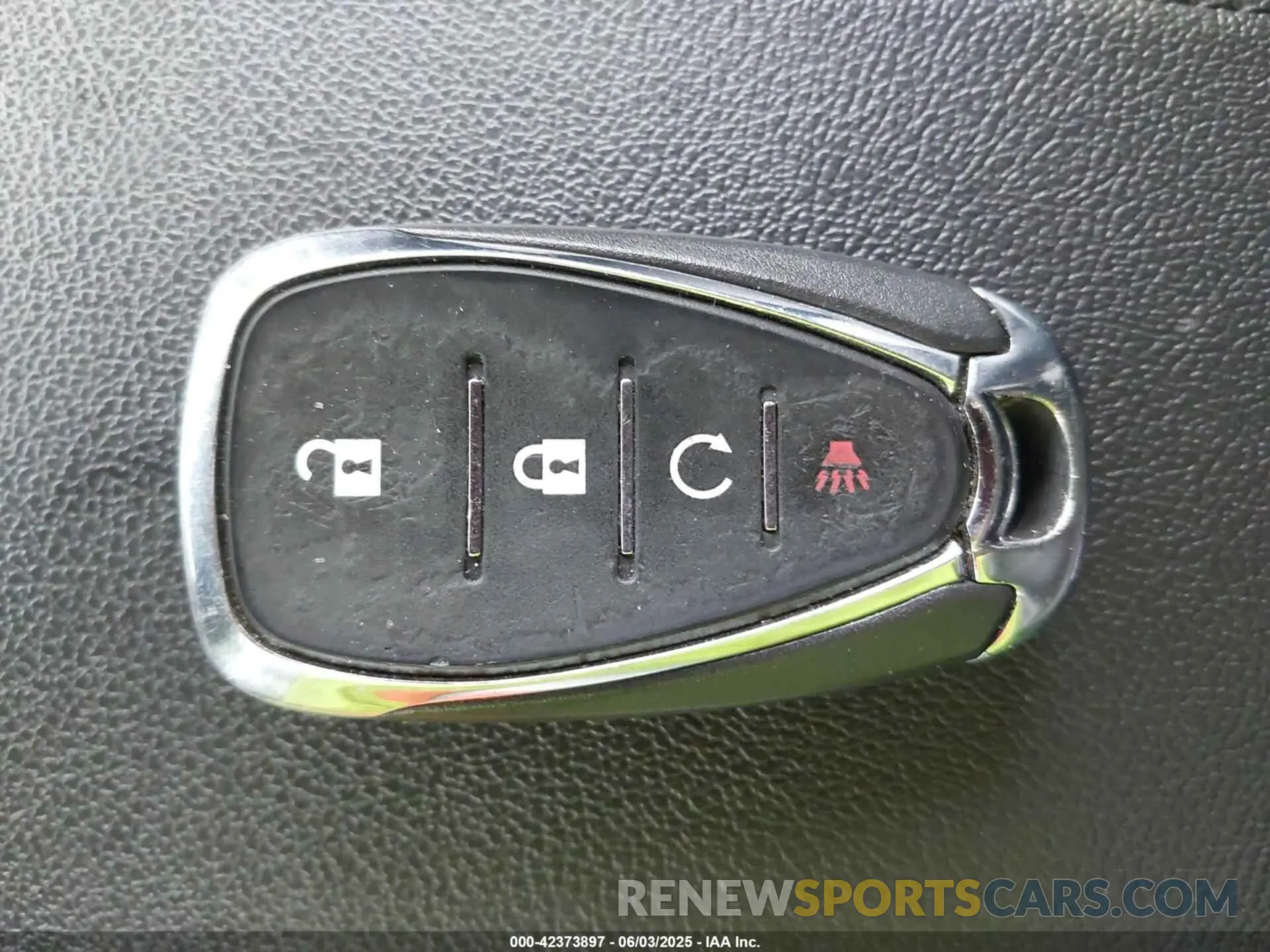 11 Photograph of a damaged car 1G1FY6S09N4108144 CHEVROLET BOLT EUV 2022