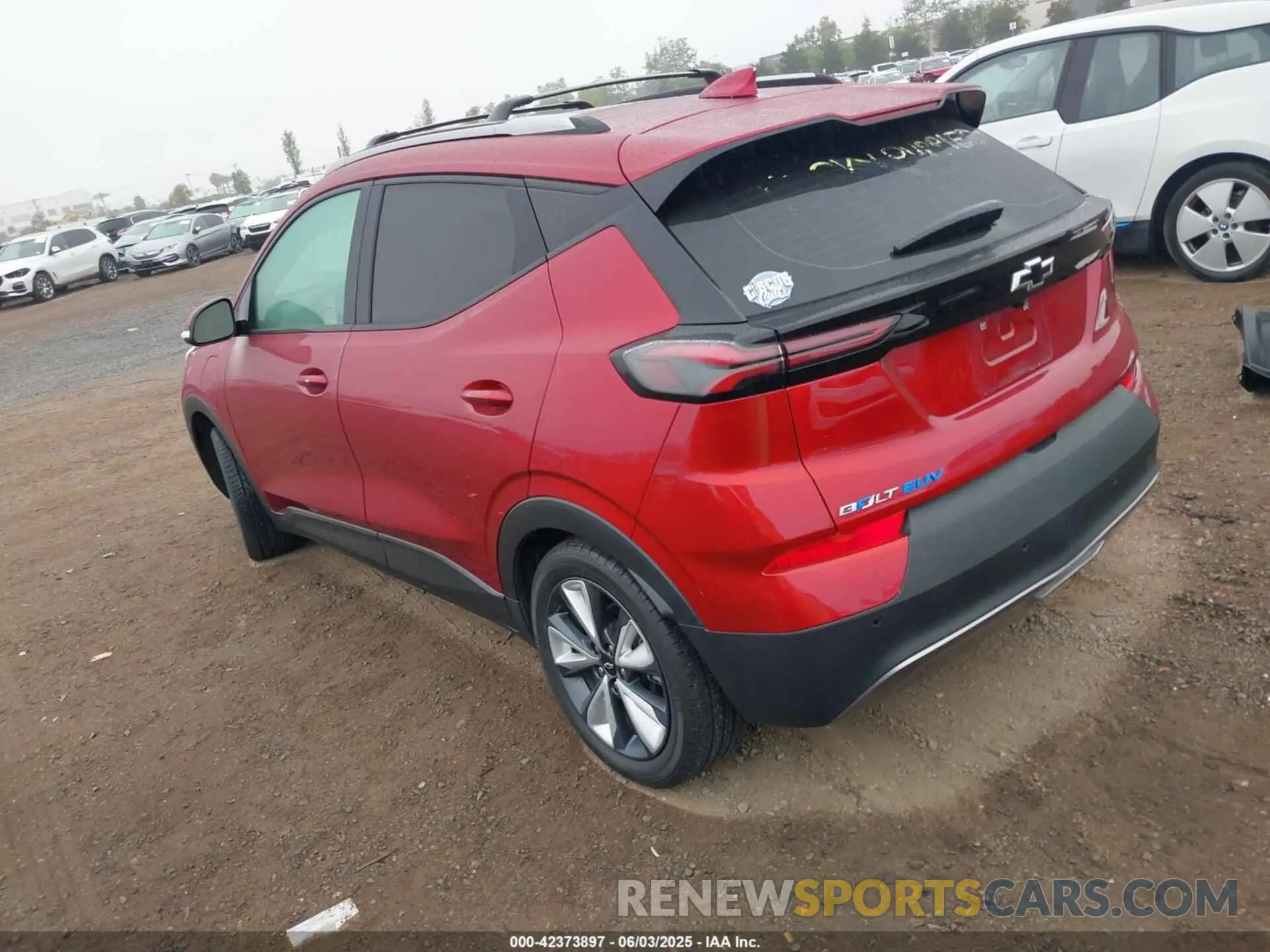 3 Photograph of a damaged car 1G1FY6S09N4108144 CHEVROLET BOLT EUV 2022
