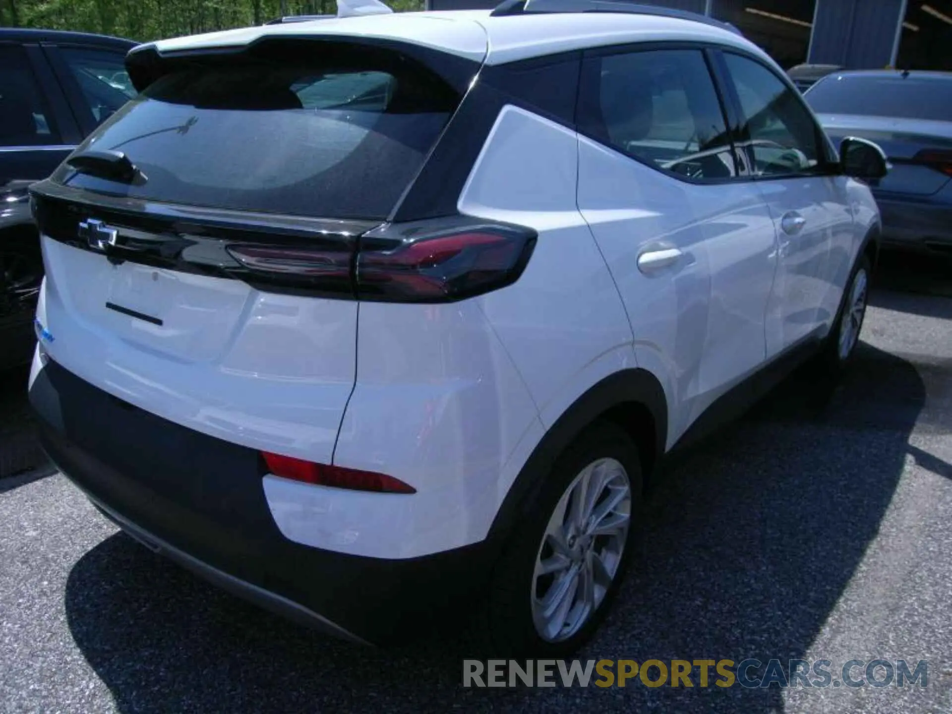 7 Photograph of a damaged car 1G1FY6S09N4125588 CHEVROLET BOLT EUV 2022