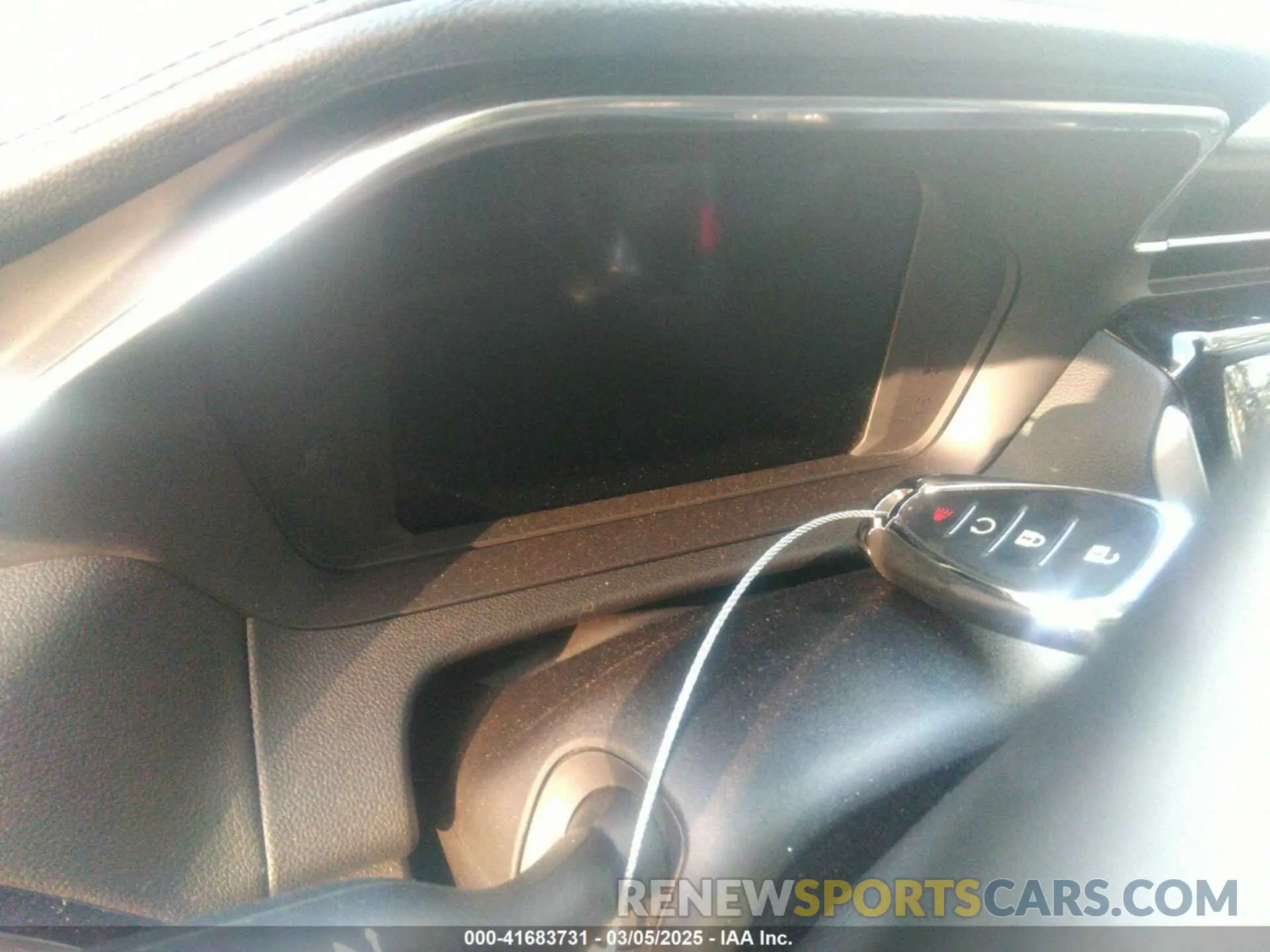 17 Photograph of a damaged car 1G1FY6S0XN4121176 CHEVROLET BOLT EUV 2022