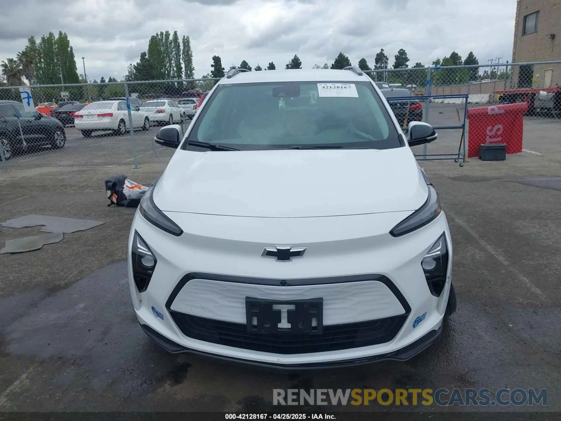 12 Photograph of a damaged car 1G1FZ6S06N4111502 CHEVROLET BOLT EUV 2022
