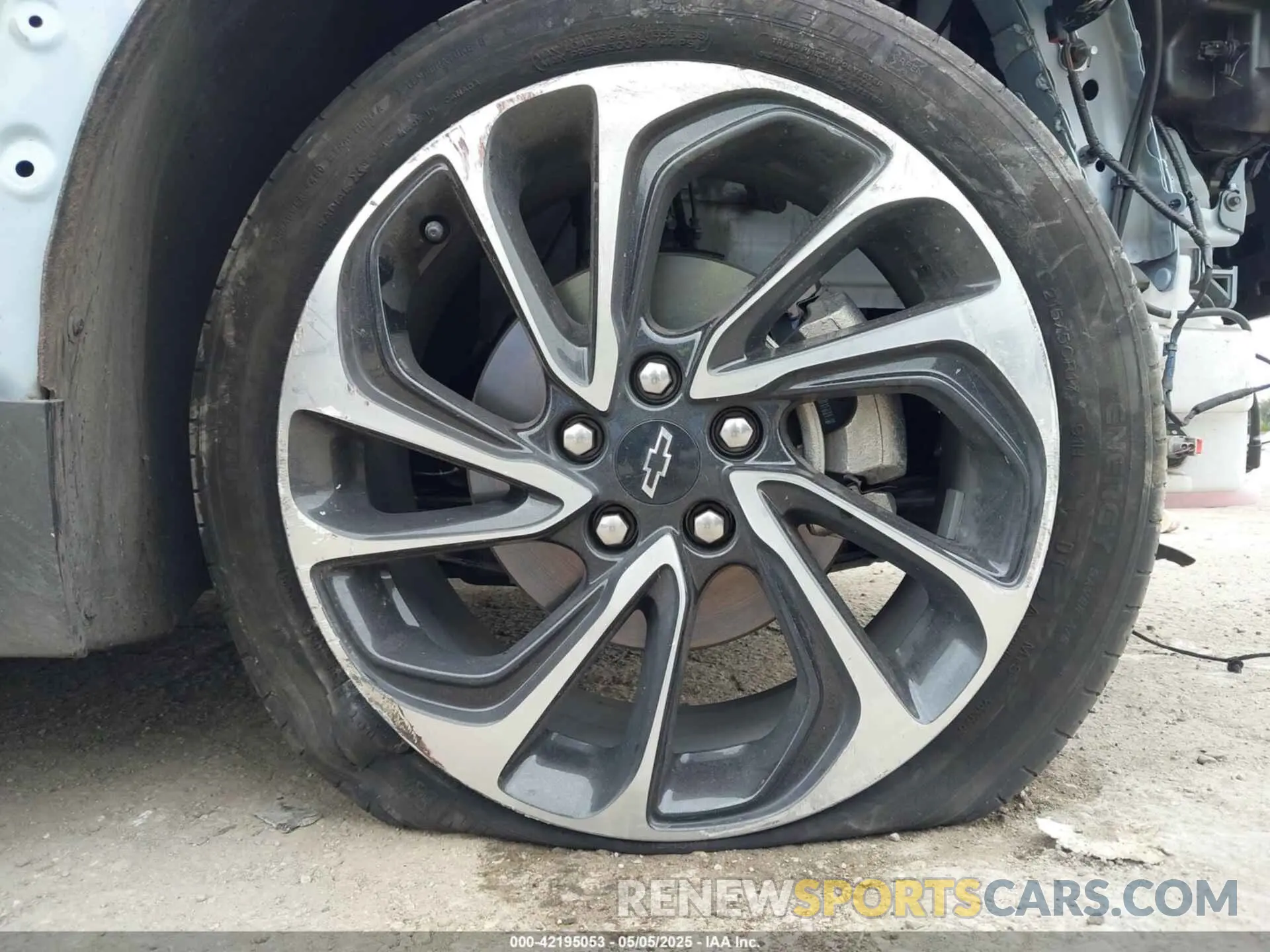 24 Photograph of a damaged car 1G1FZ6S08N4124753 CHEVROLET BOLT EUV 2022