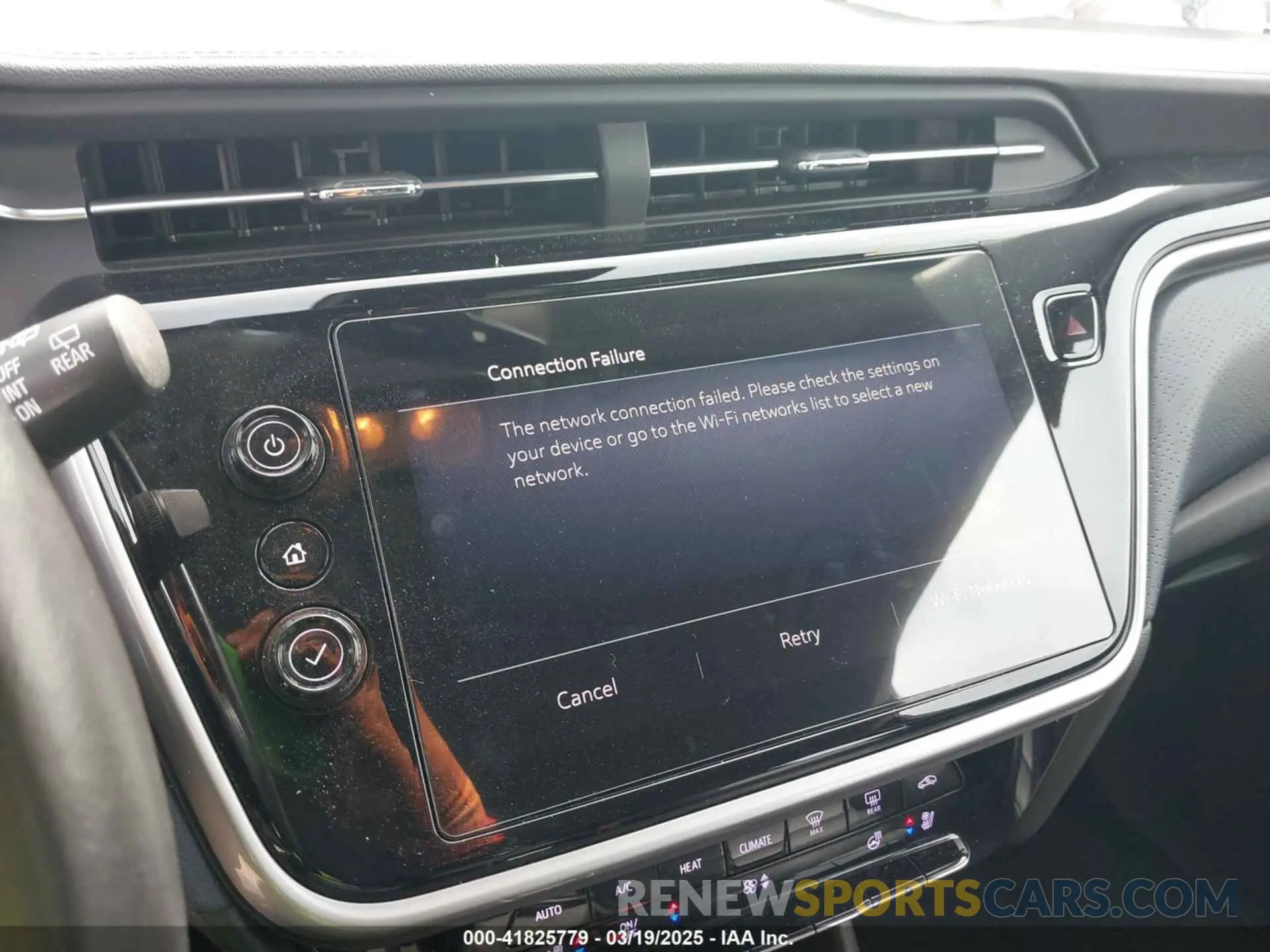 18 Photograph of a damaged car 1G1FZ6S0XN4109848 CHEVROLET BOLT EUV 2022