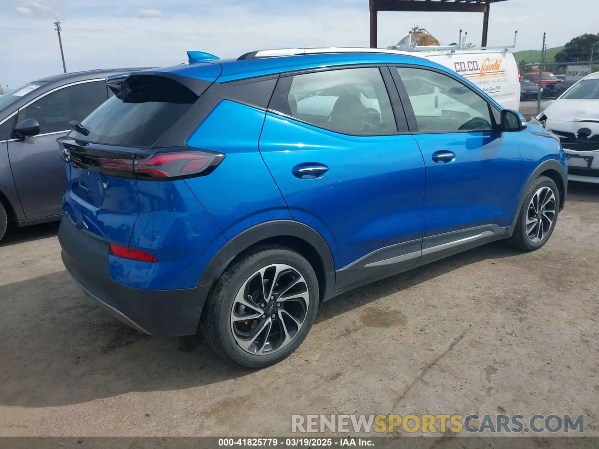 4 Photograph of a damaged car 1G1FZ6S0XN4109848 CHEVROLET BOLT EUV 2022