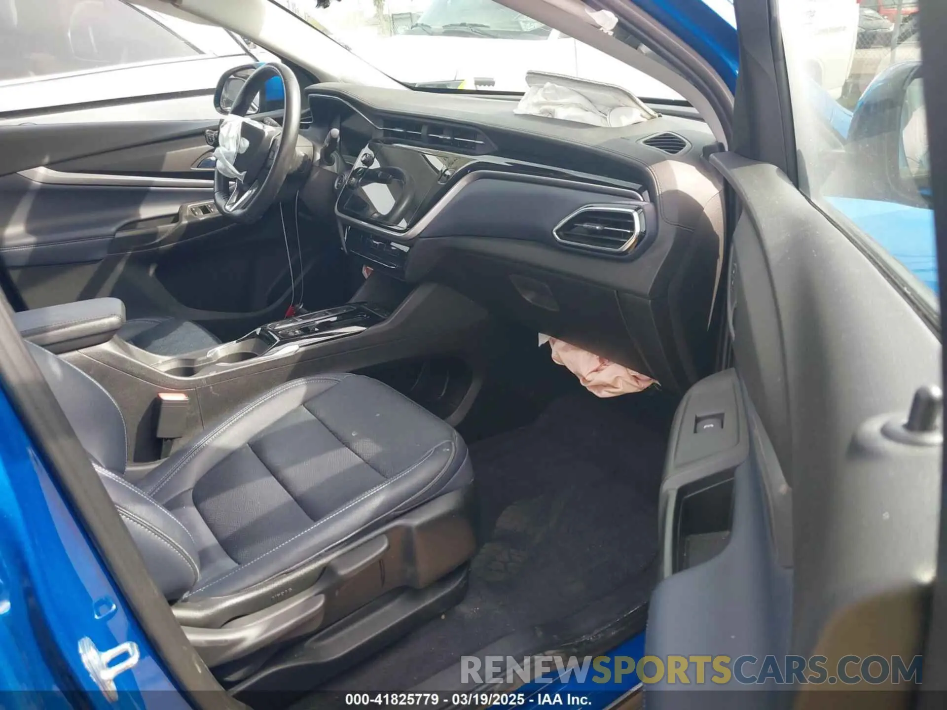 5 Photograph of a damaged car 1G1FZ6S0XN4109848 CHEVROLET BOLT EUV 2022
