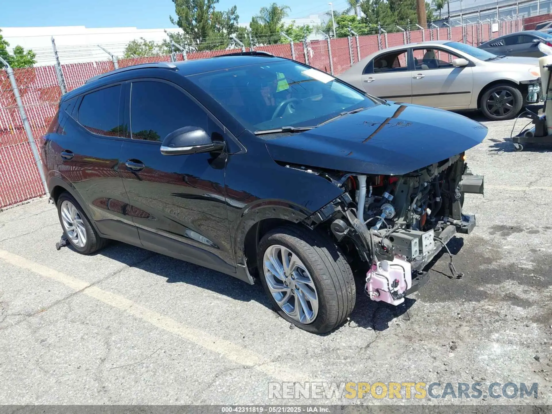 1 Photograph of a damaged car 1G1FY6S00P4152374 CHEVROLET BOLT EUV 2023