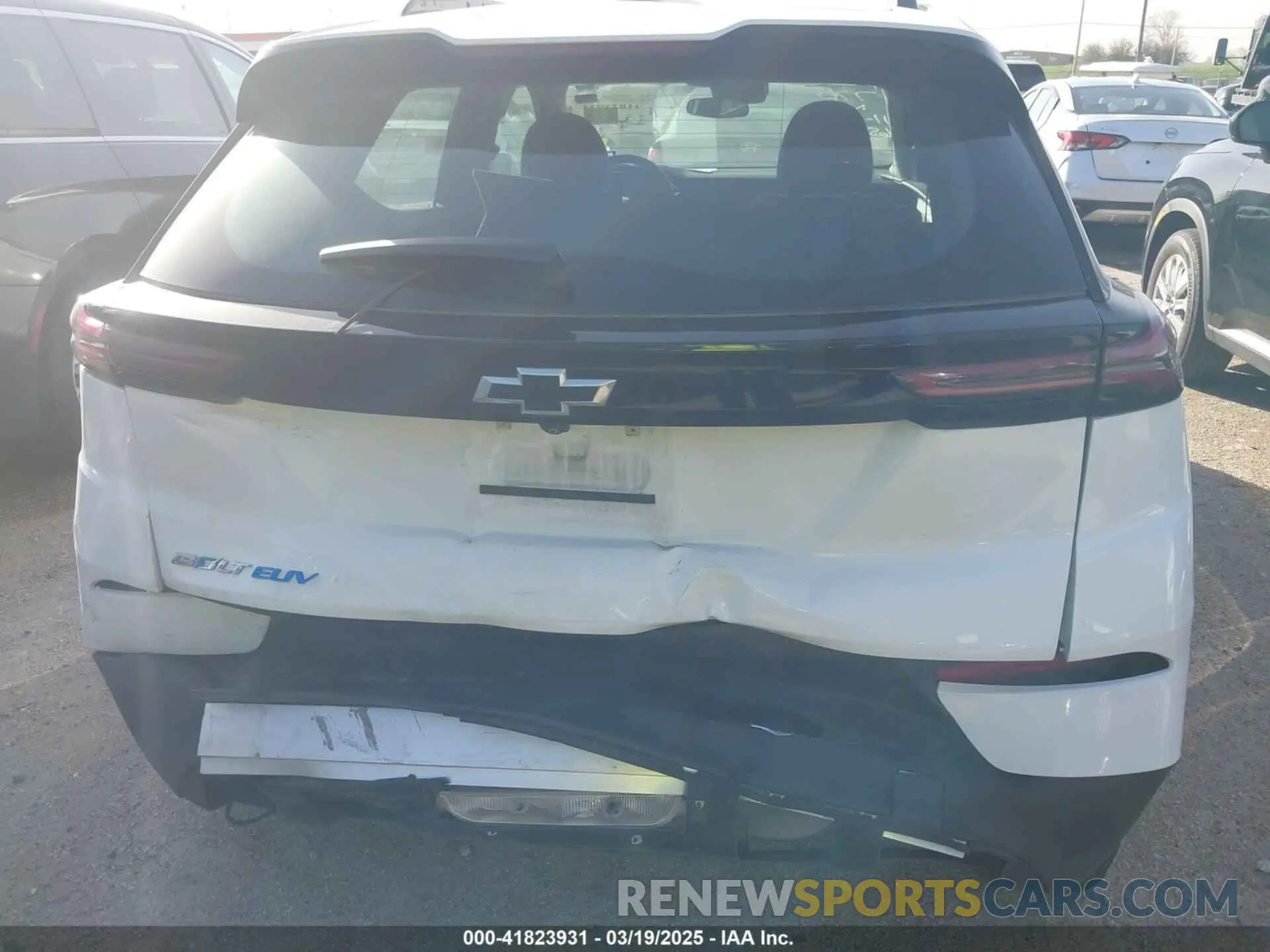 6 Photograph of a damaged car 1G1FY6S00P4153749 CHEVROLET BOLT EUV 2023