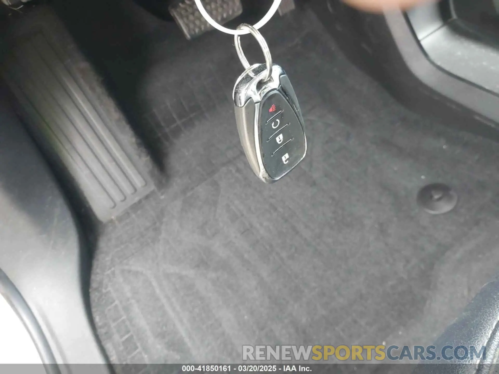 11 Photograph of a damaged car 1G1FY6S01P4127340 CHEVROLET BOLT EUV 2023