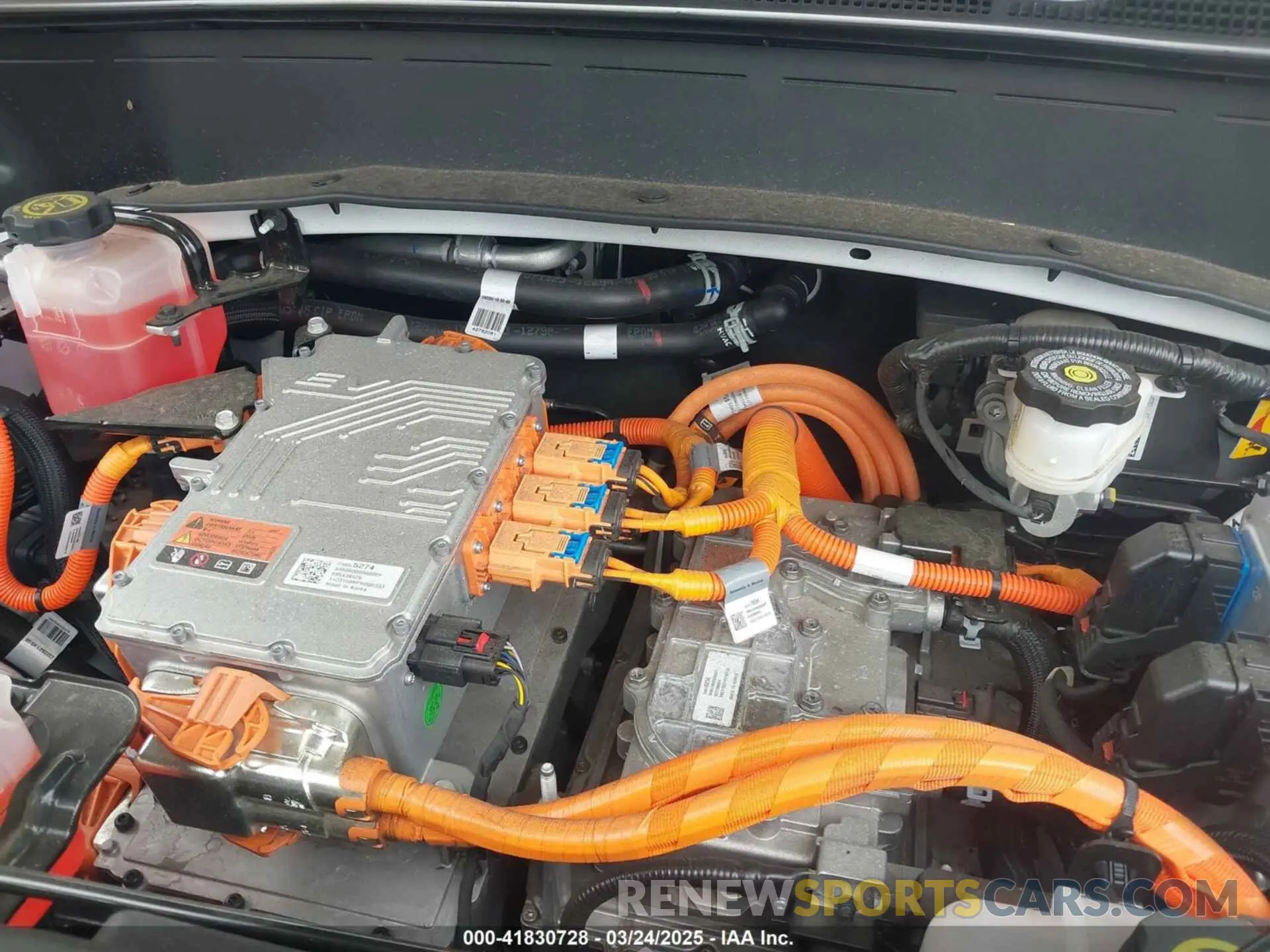 10 Photograph of a damaged car 1G1FY6S01P4184413 CHEVROLET BOLT EUV 2023