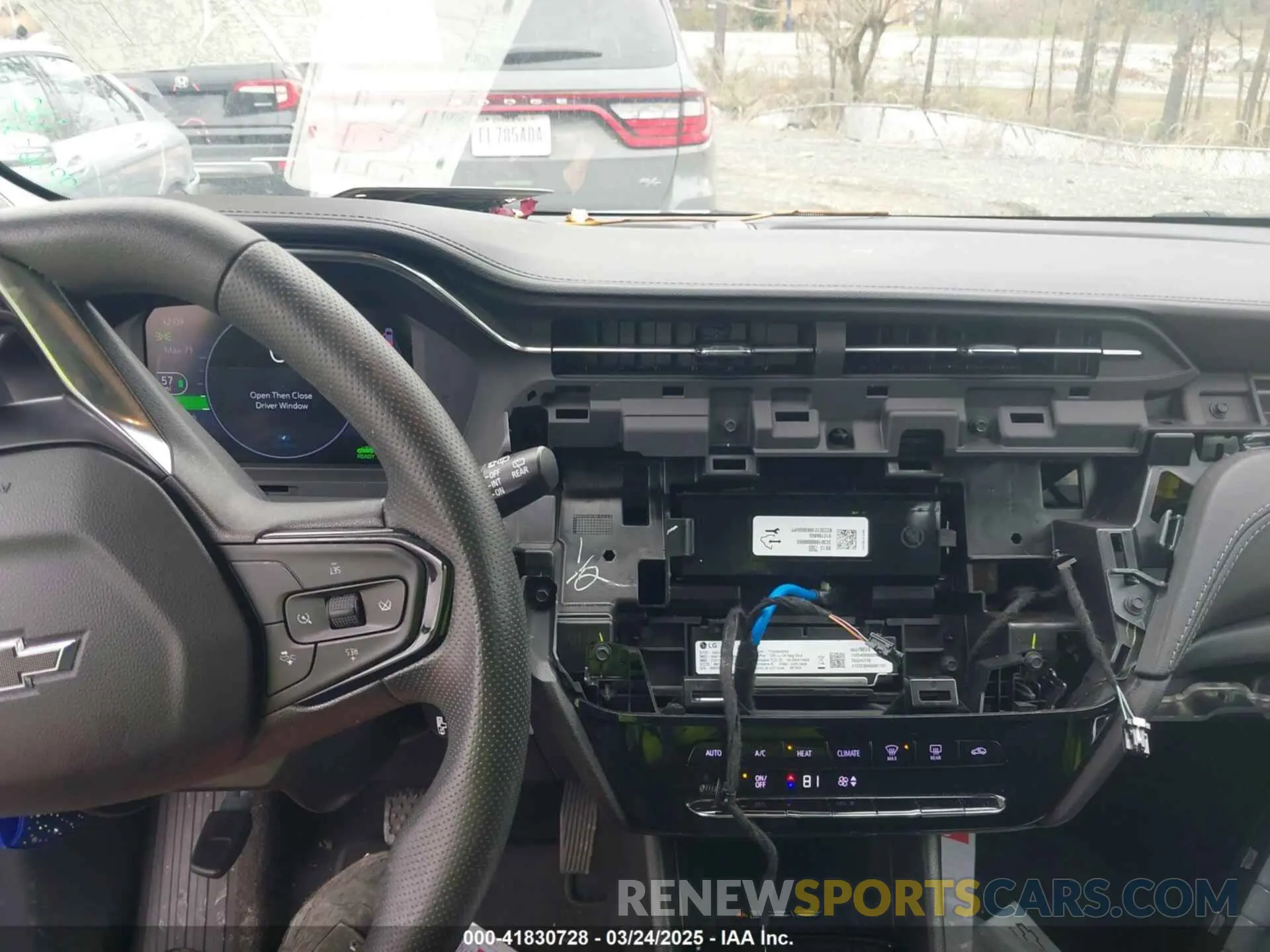 18 Photograph of a damaged car 1G1FY6S01P4184413 CHEVROLET BOLT EUV 2023