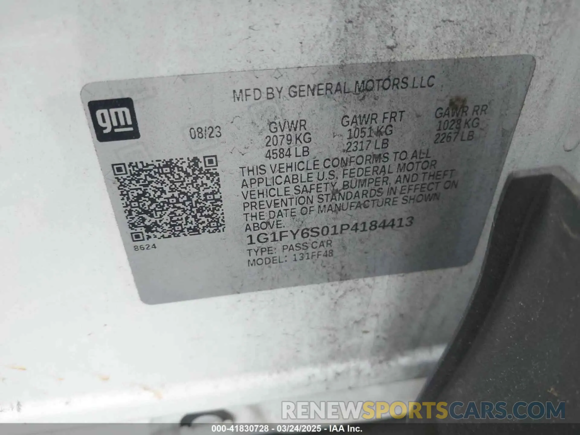 9 Photograph of a damaged car 1G1FY6S01P4184413 CHEVROLET BOLT EUV 2023