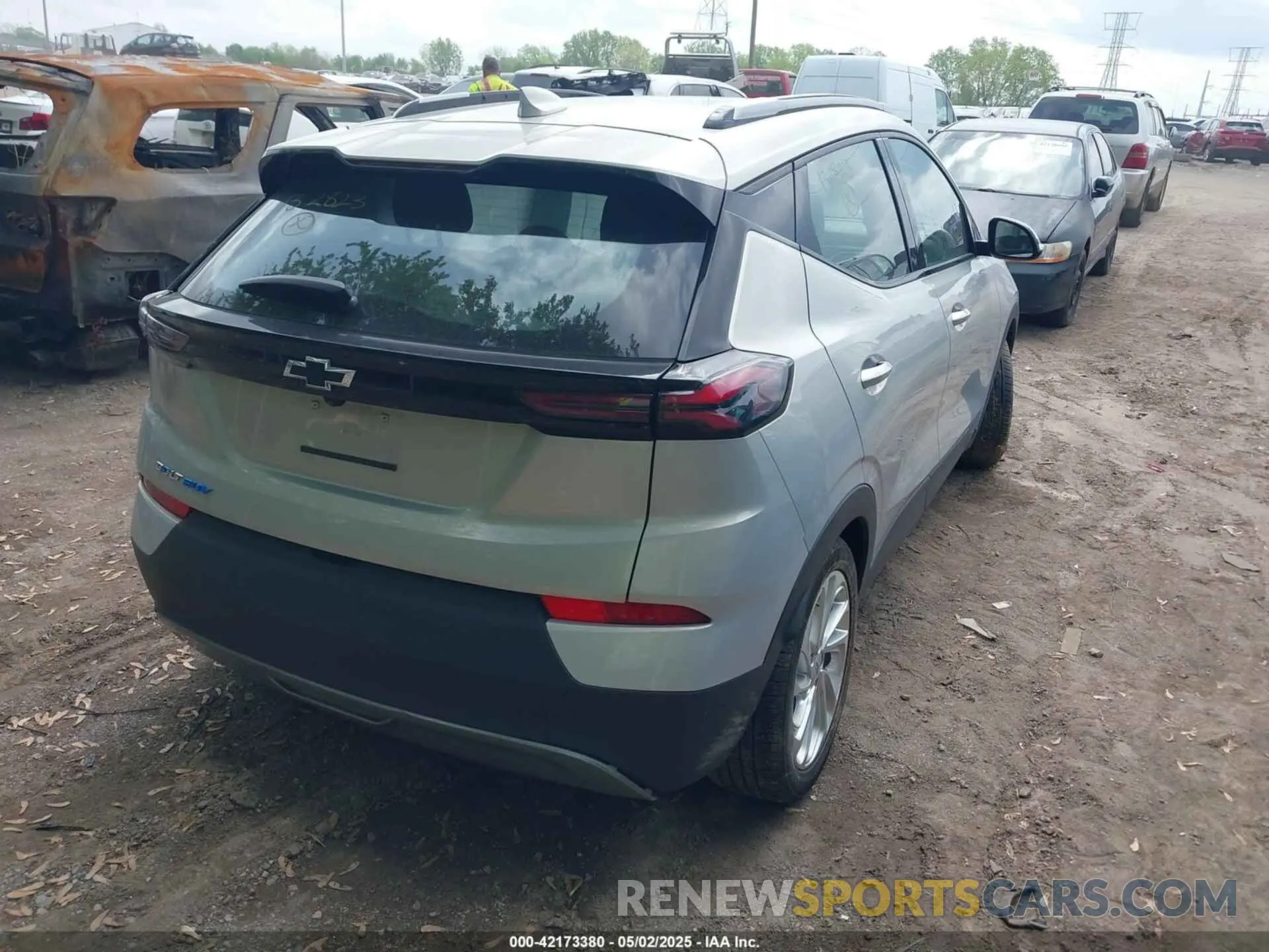 4 Photograph of a damaged car 1G1FY6S02P4132823 CHEVROLET BOLT EUV 2023