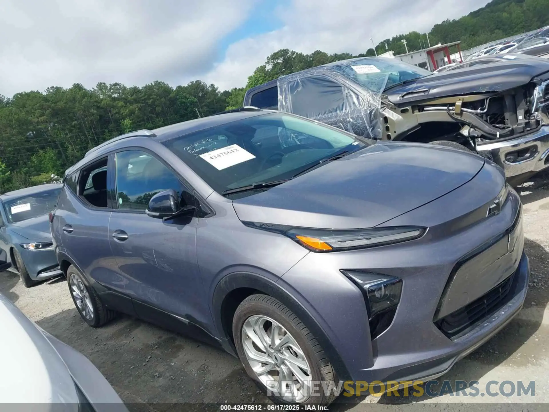 12 Photograph of a damaged car 1G1FY6S02P4149301 CHEVROLET BOLT EUV 2023