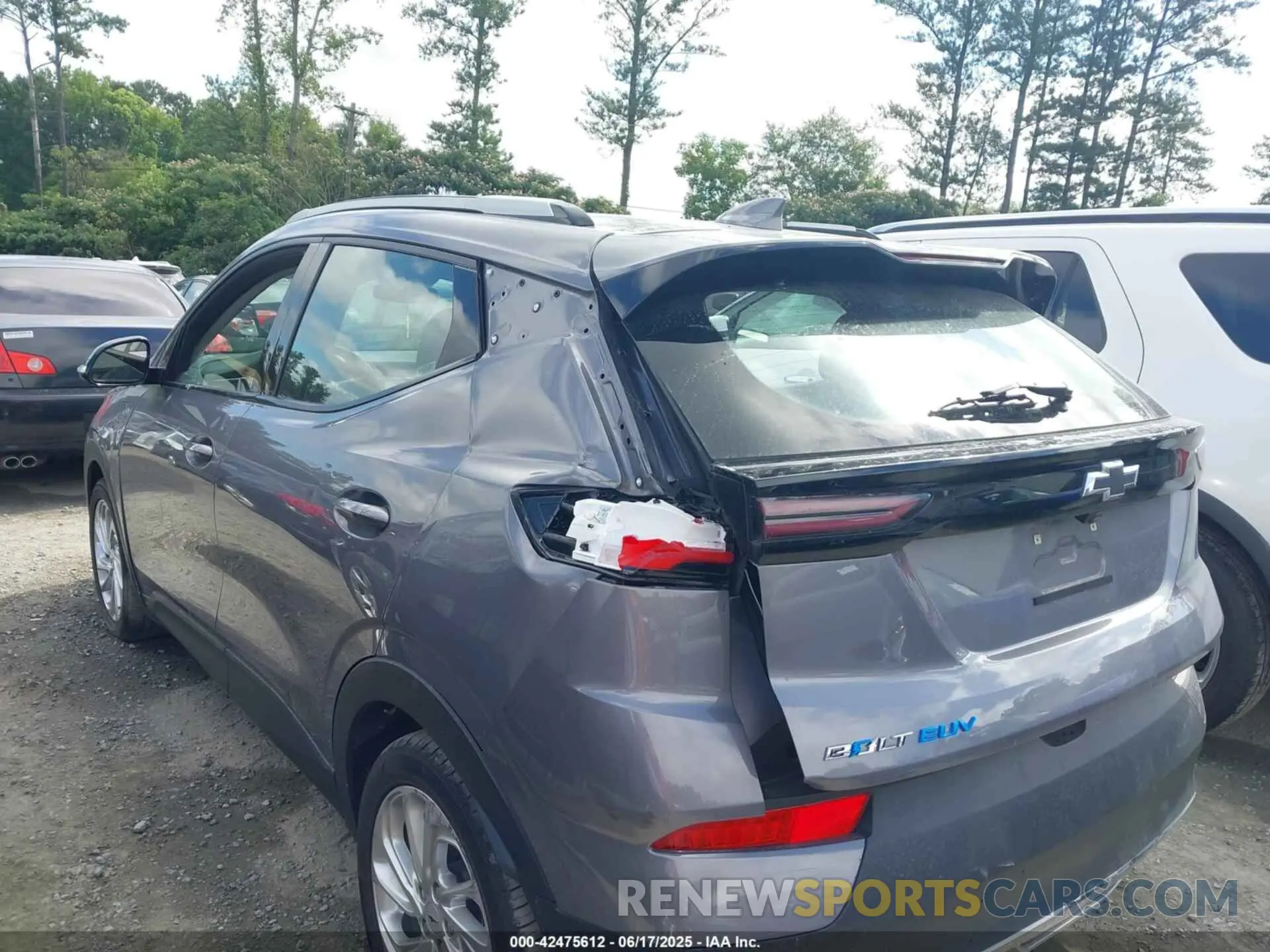 13 Photograph of a damaged car 1G1FY6S02P4149301 CHEVROLET BOLT EUV 2023