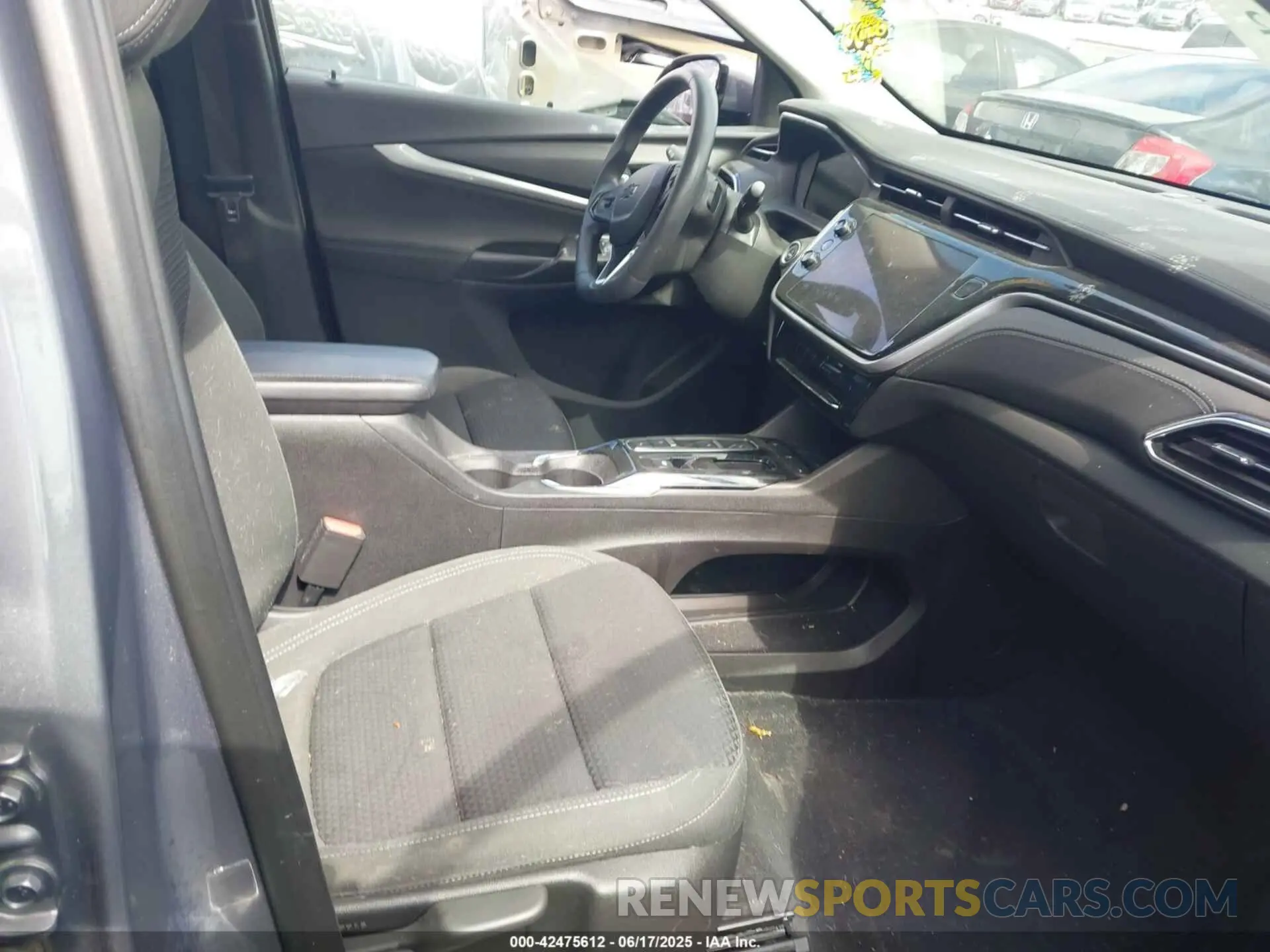 5 Photograph of a damaged car 1G1FY6S02P4149301 CHEVROLET BOLT EUV 2023