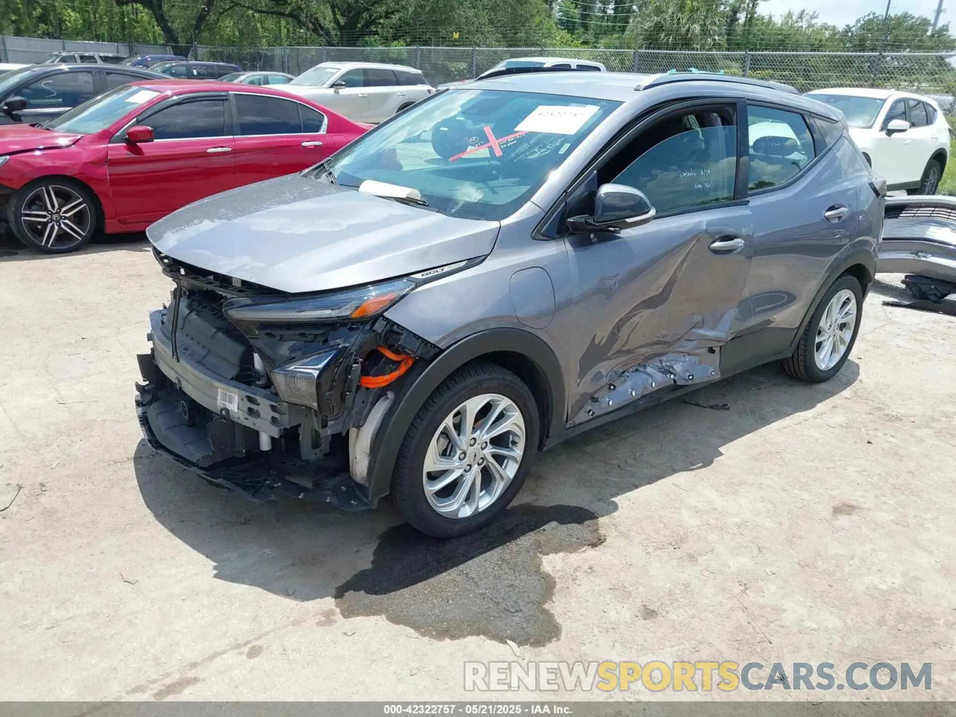 2 Photograph of a damaged car 1G1FY6S03P4165829 CHEVROLET BOLT EUV 2023
