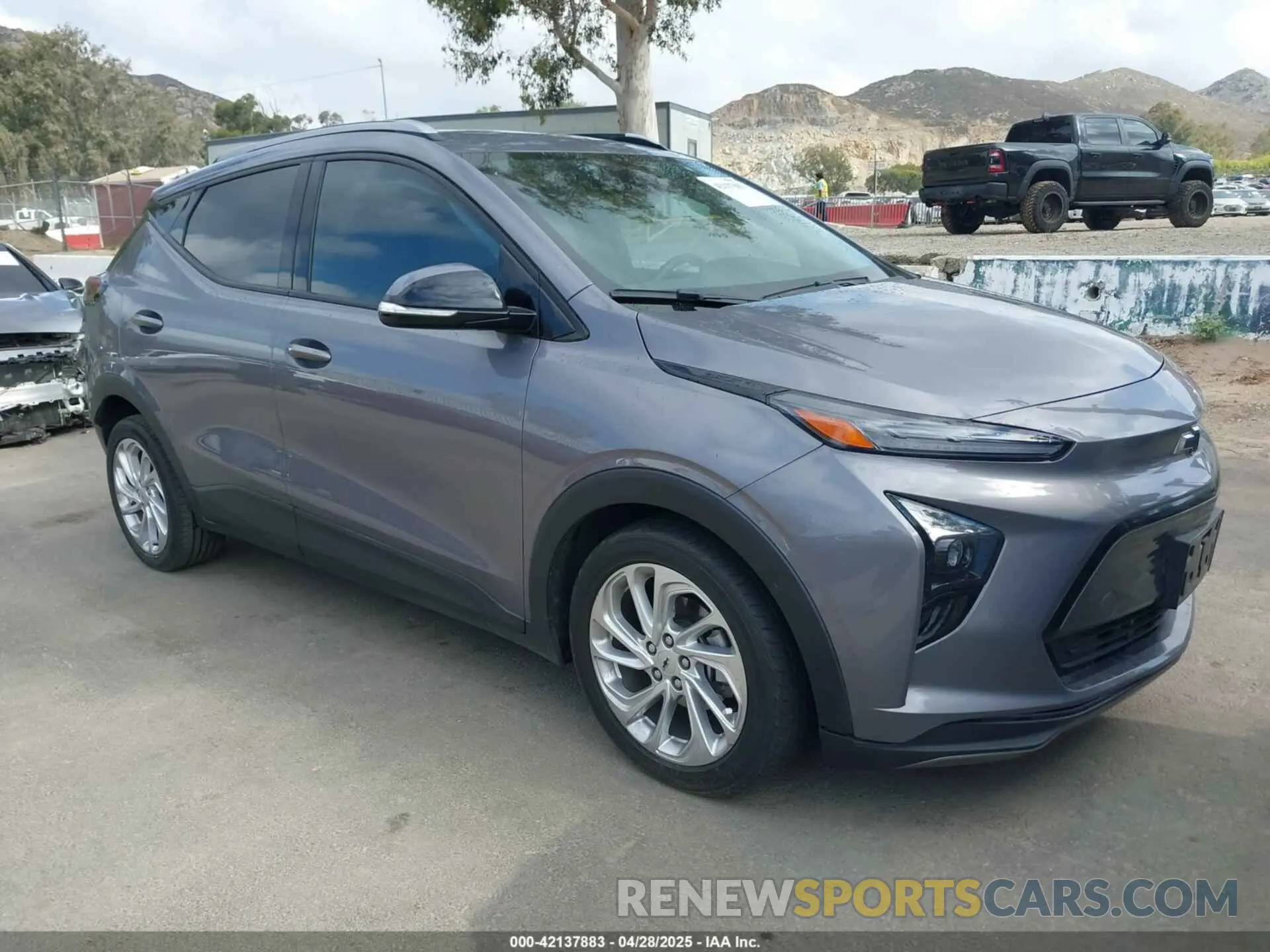 1 Photograph of a damaged car 1G1FY6S04P4138803 CHEVROLET BOLT EUV 2023