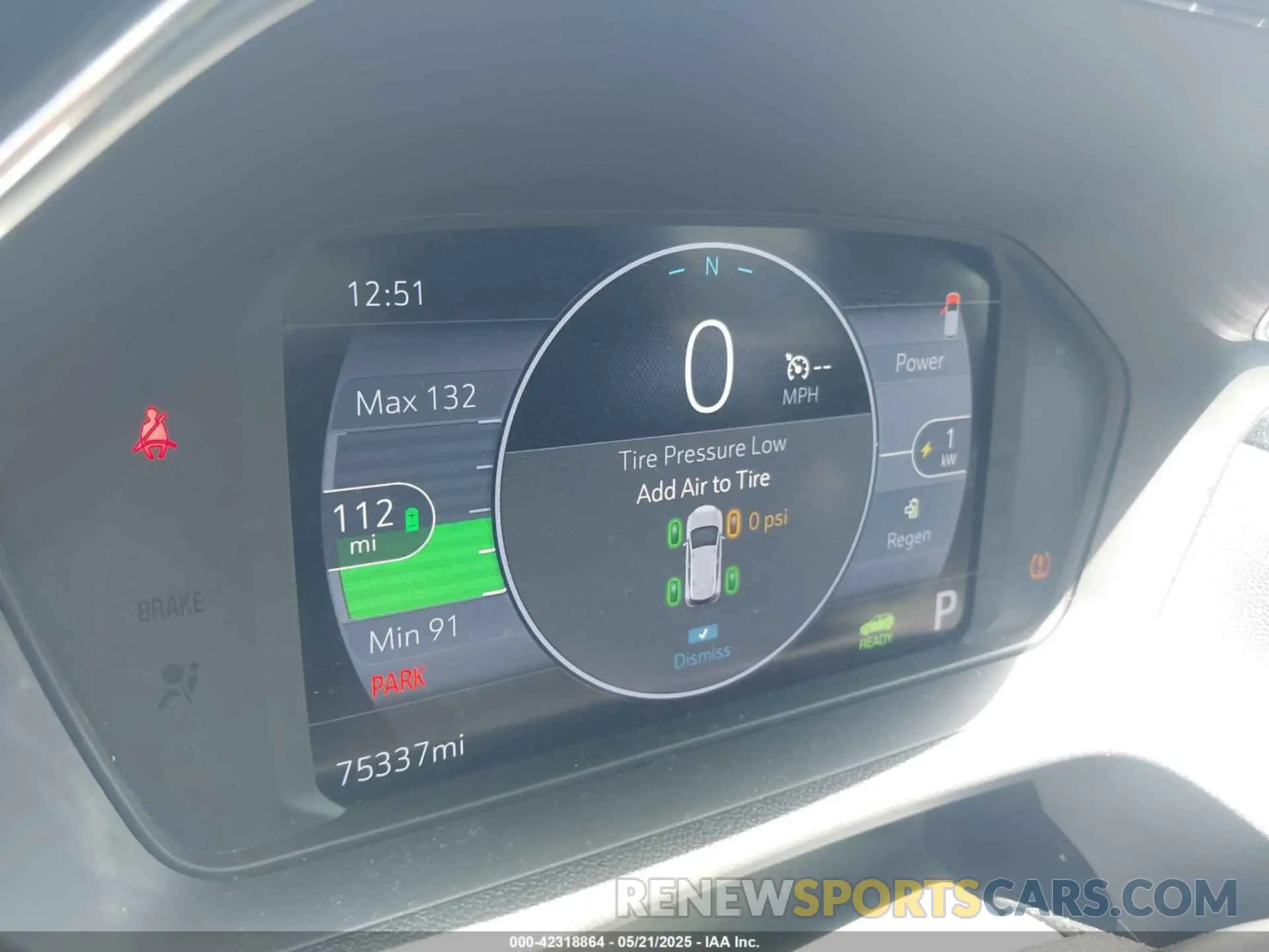 17 Photograph of a damaged car 1G1FY6S04P4140177 CHEVROLET BOLT EUV 2023