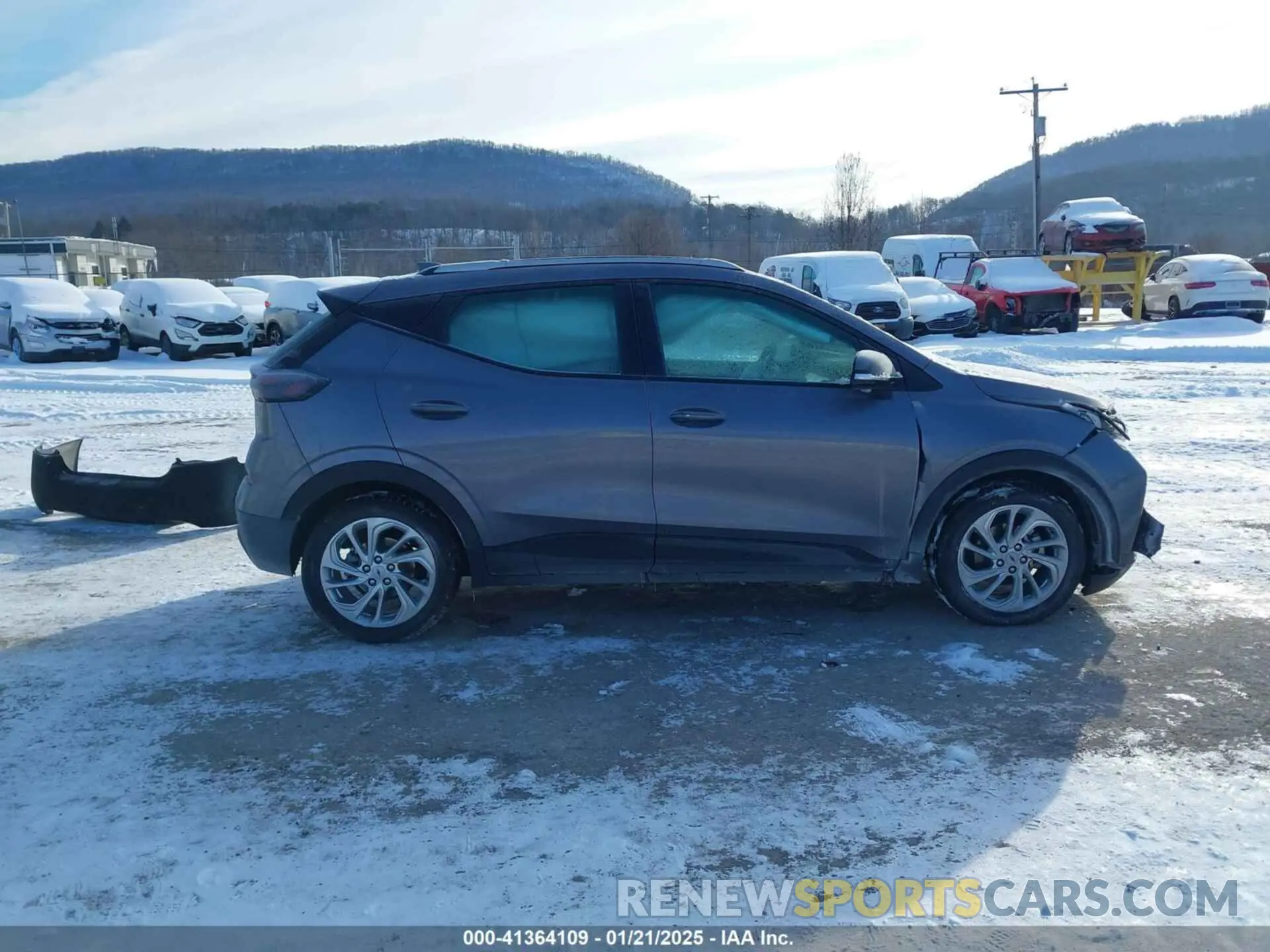 13 Photograph of a damaged car 1G1FY6S04P4162003 CHEVROLET BOLT EUV 2023