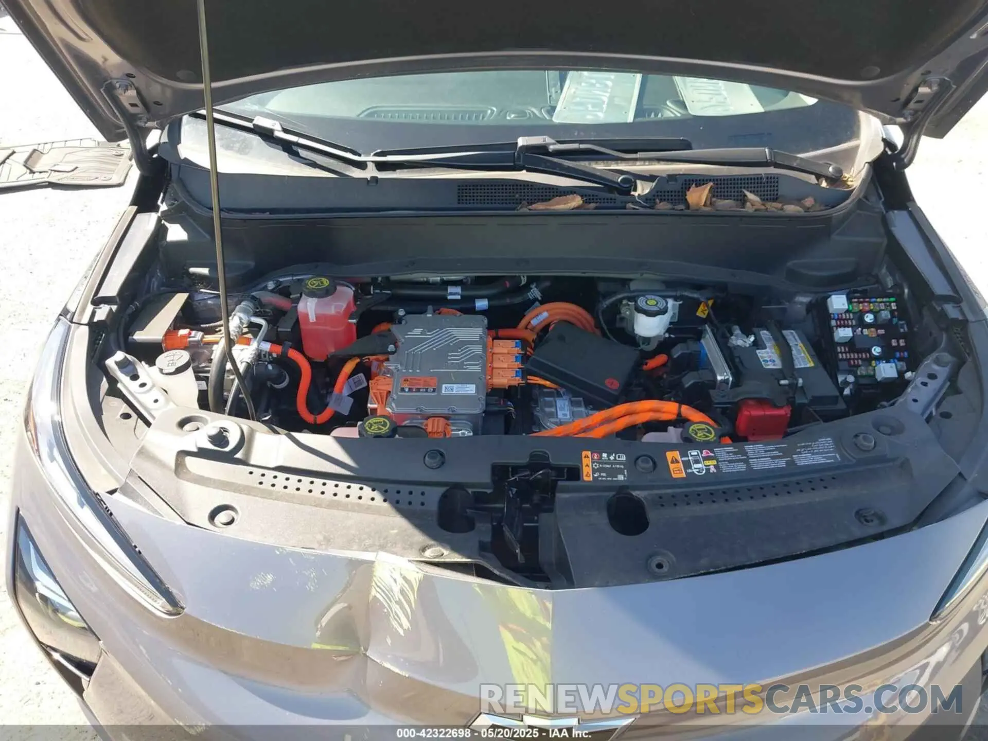 10 Photograph of a damaged car 1G1FY6S05P4134517 CHEVROLET BOLT EUV 2023