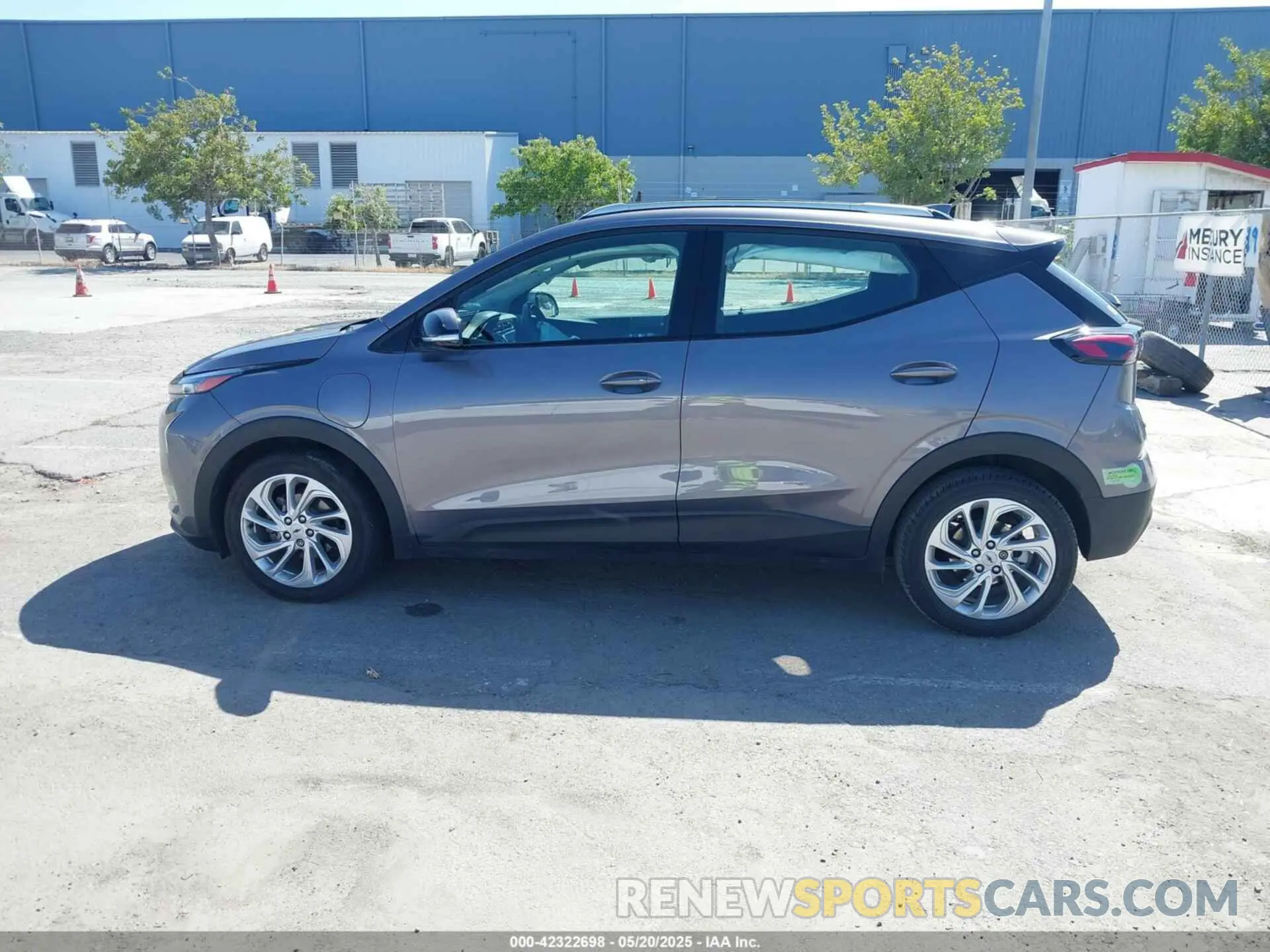 14 Photograph of a damaged car 1G1FY6S05P4134517 CHEVROLET BOLT EUV 2023