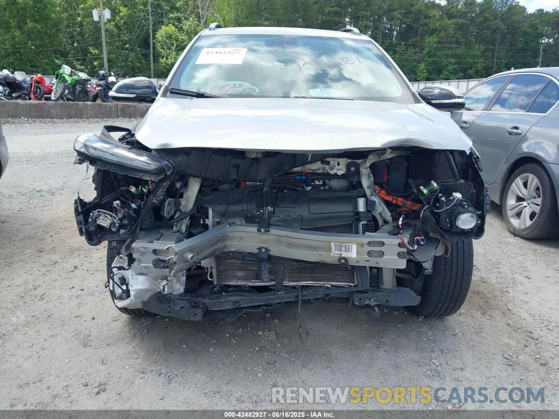 19 Photograph of a damaged car 1G1FY6S05P4149339 CHEVROLET BOLT EUV 2023