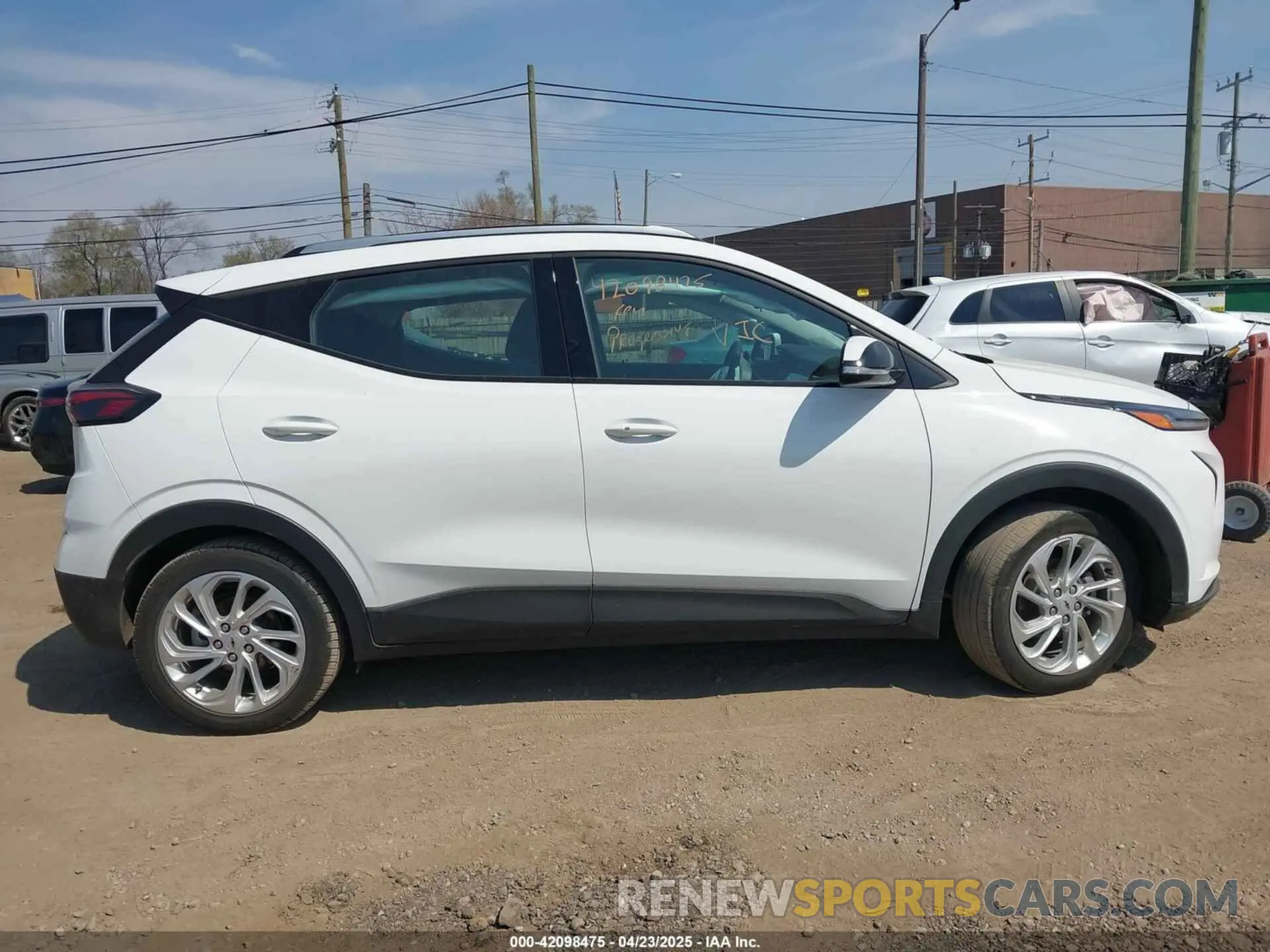 13 Photograph of a damaged car 1G1FY6S06P4144022 CHEVROLET BOLT EUV 2023