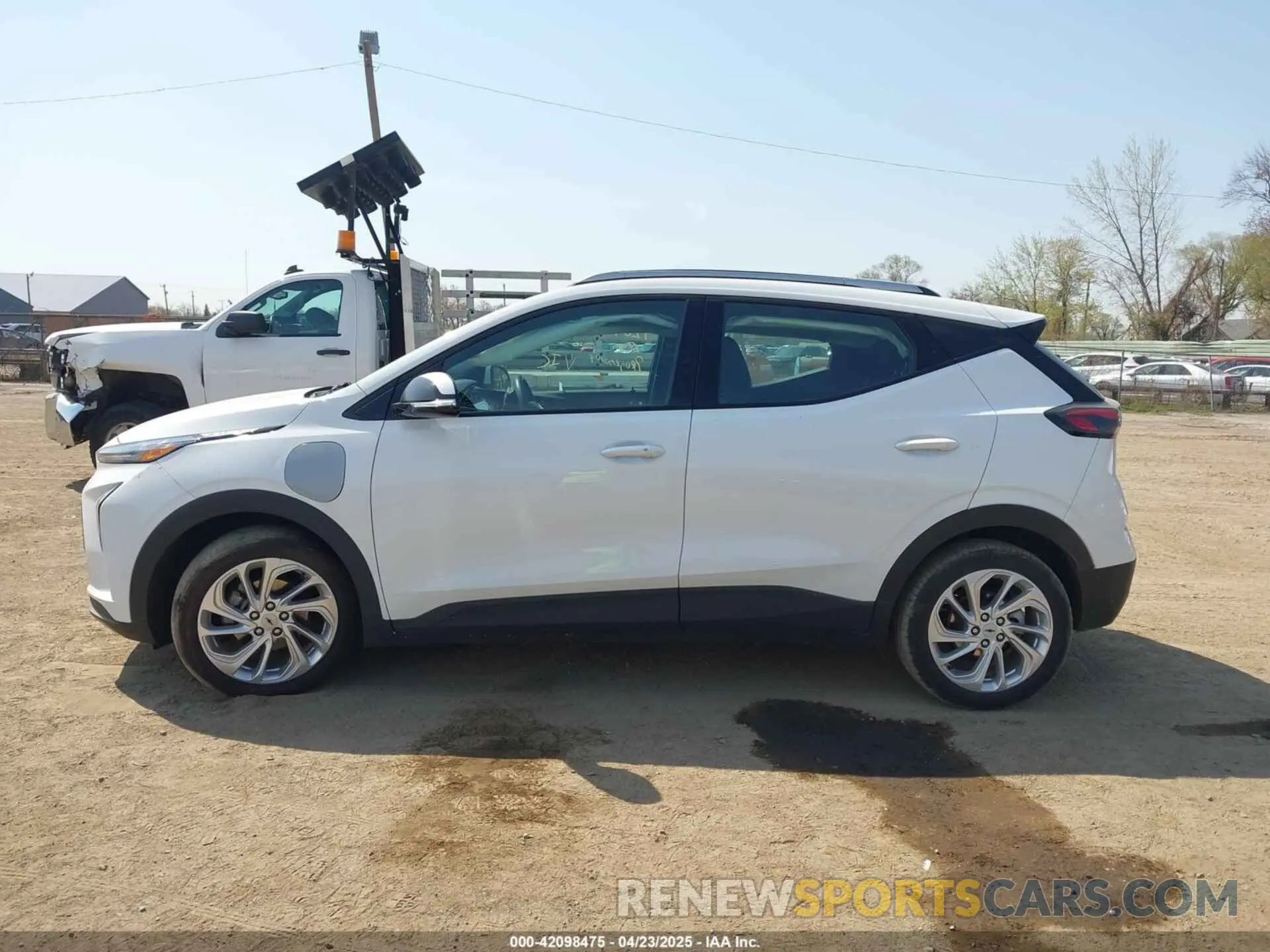 14 Photograph of a damaged car 1G1FY6S06P4144022 CHEVROLET BOLT EUV 2023