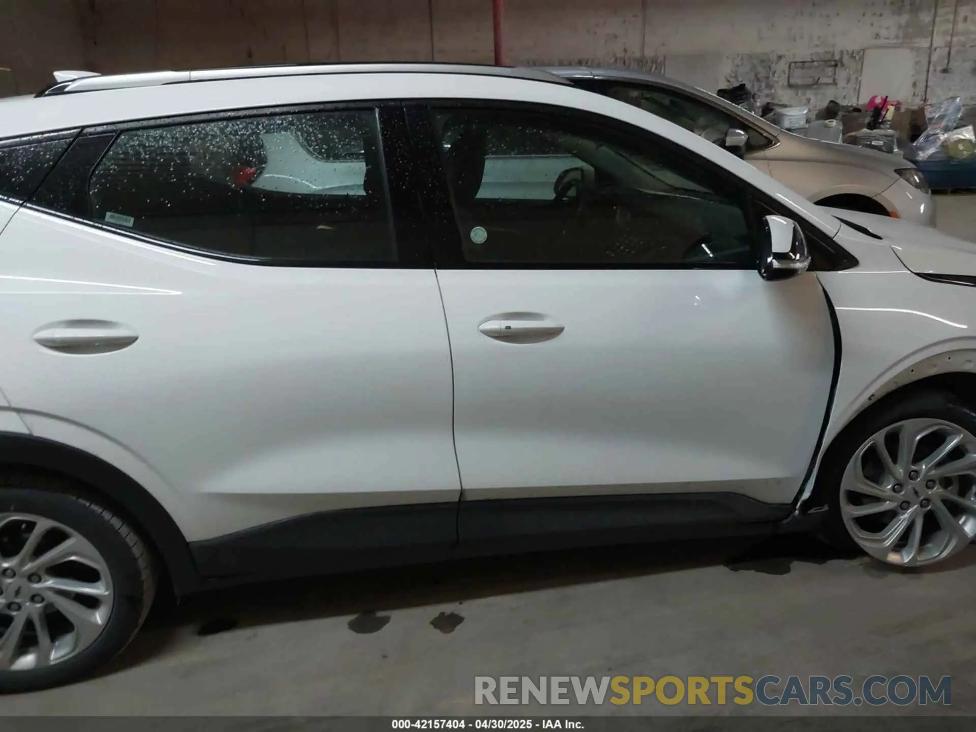 13 Photograph of a damaged car 1G1FY6S07P4178101 CHEVROLET BOLT EUV 2023