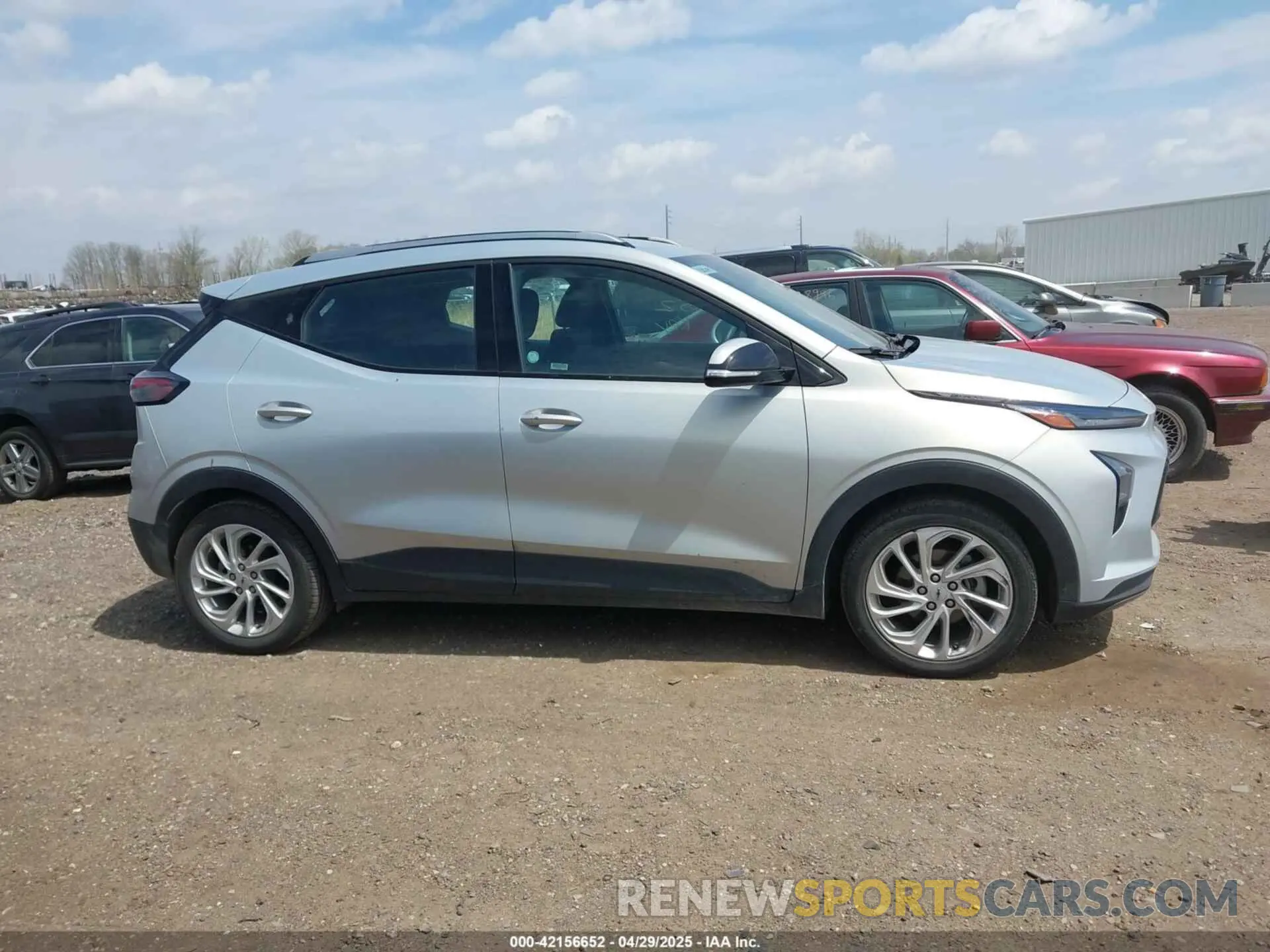 13 Photograph of a damaged car 1G1FY6S08P4135466 CHEVROLET BOLT EUV 2023