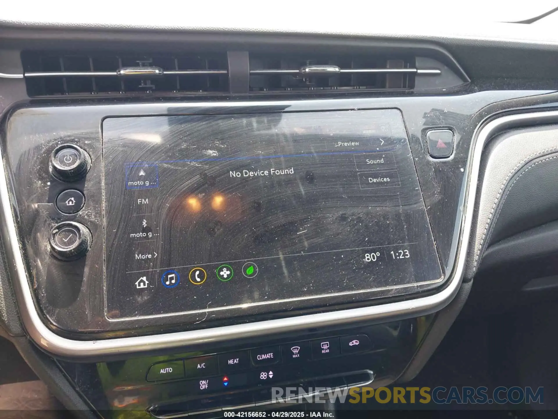 18 Photograph of a damaged car 1G1FY6S08P4135466 CHEVROLET BOLT EUV 2023