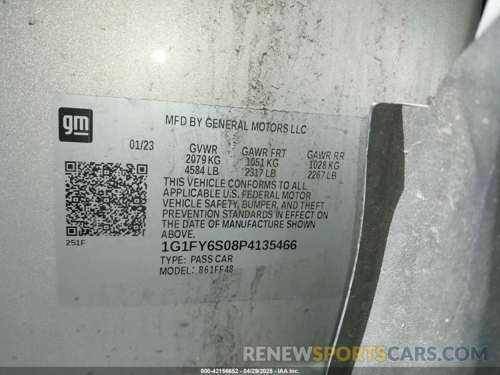 9 Photograph of a damaged car 1G1FY6S08P4135466 CHEVROLET BOLT EUV 2023