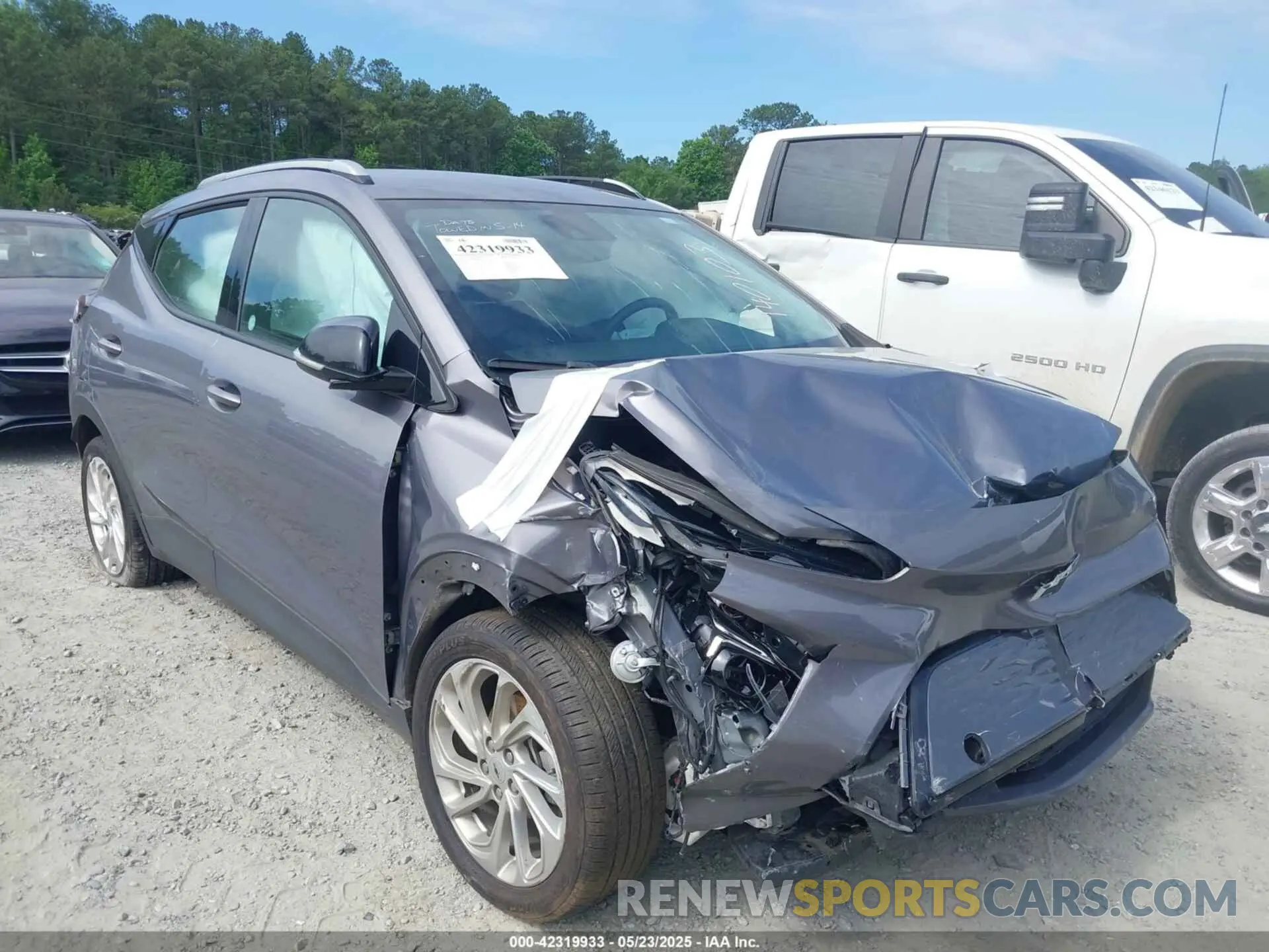 1 Photograph of a damaged car 1G1FY6S08P4140103 CHEVROLET BOLT EUV 2023