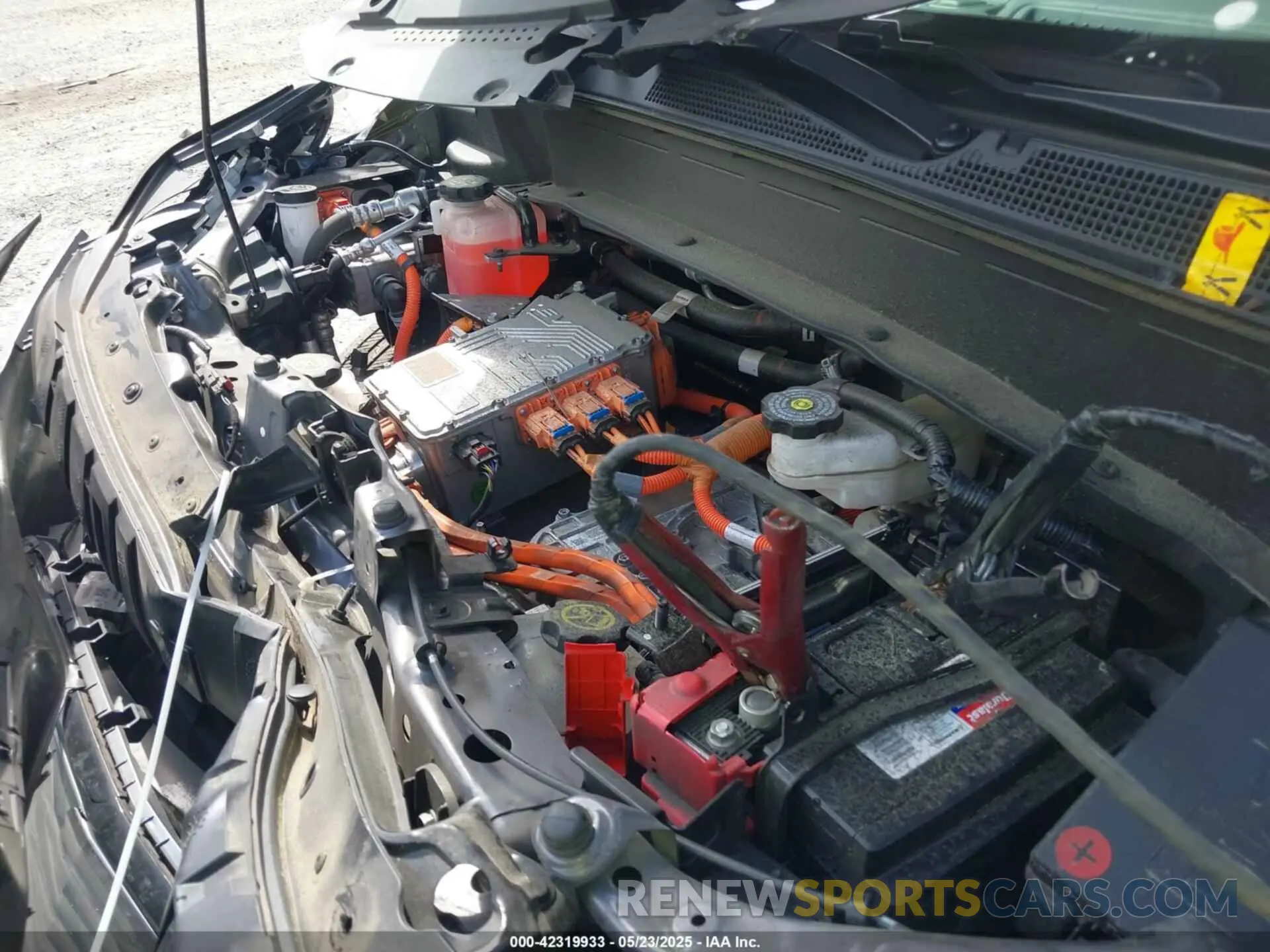 10 Photograph of a damaged car 1G1FY6S08P4140103 CHEVROLET BOLT EUV 2023